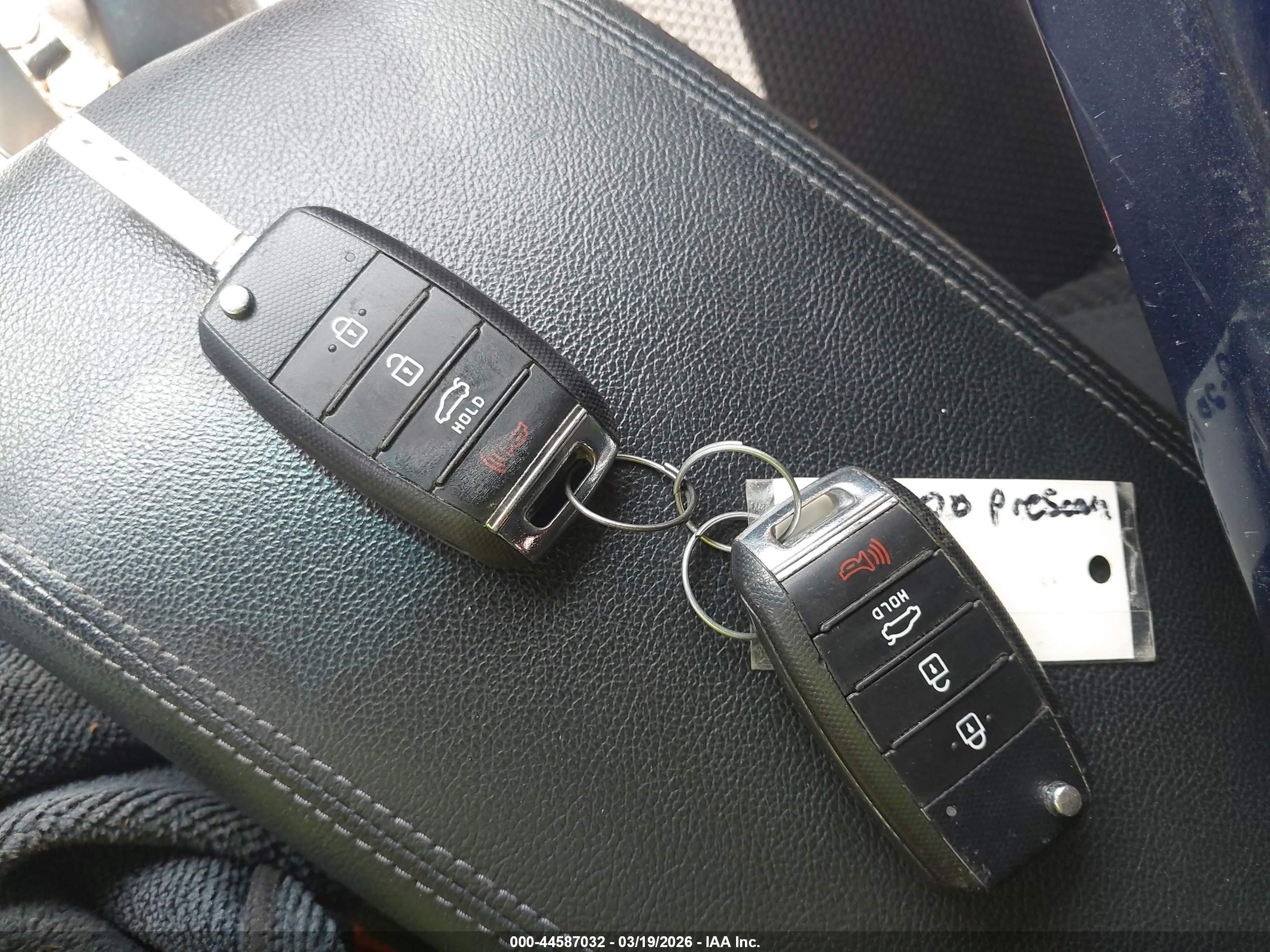 2019 Kia Optima Lx Синий vin: 5XXGT4L32KG376994