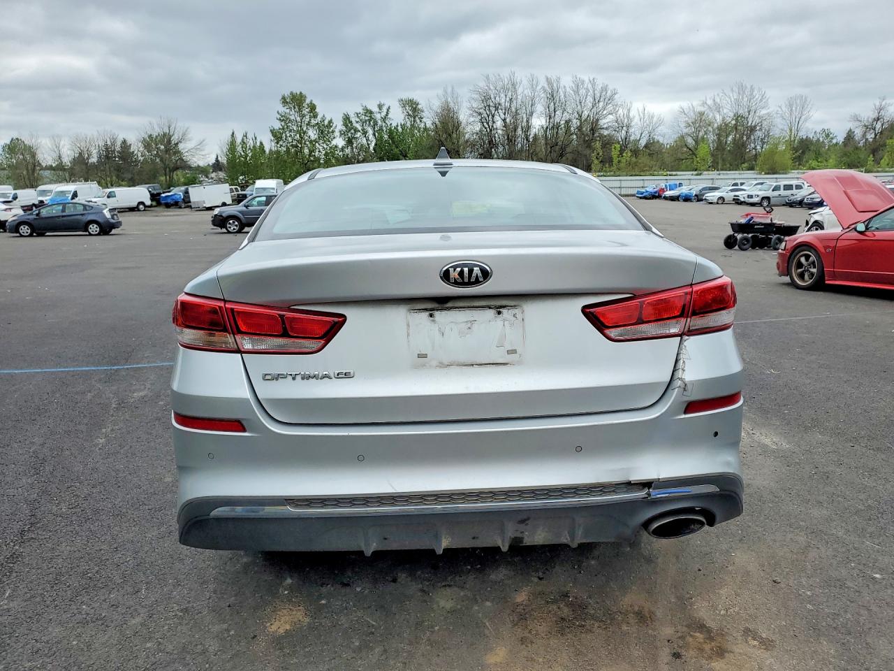 2020 Kia Optima Lx Silver vin: 5XXGT4L35LG388641