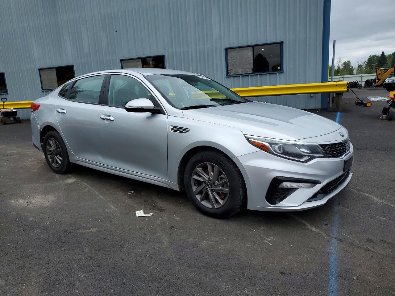 2020 Kia Optima Lx Silver vin: 5XXGT4L35LG388641