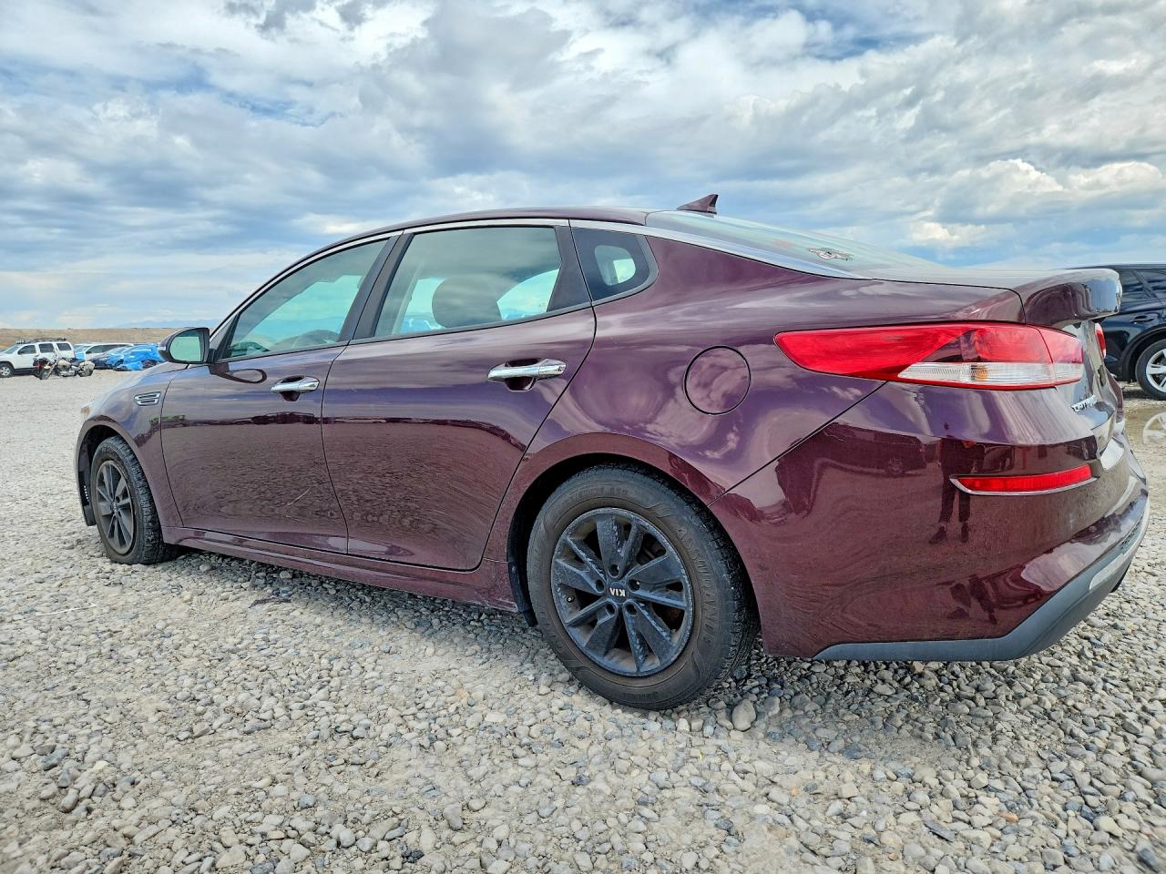 2019 Kia Optima Lx Burgundy vin: 5XXGT4L38KG275359