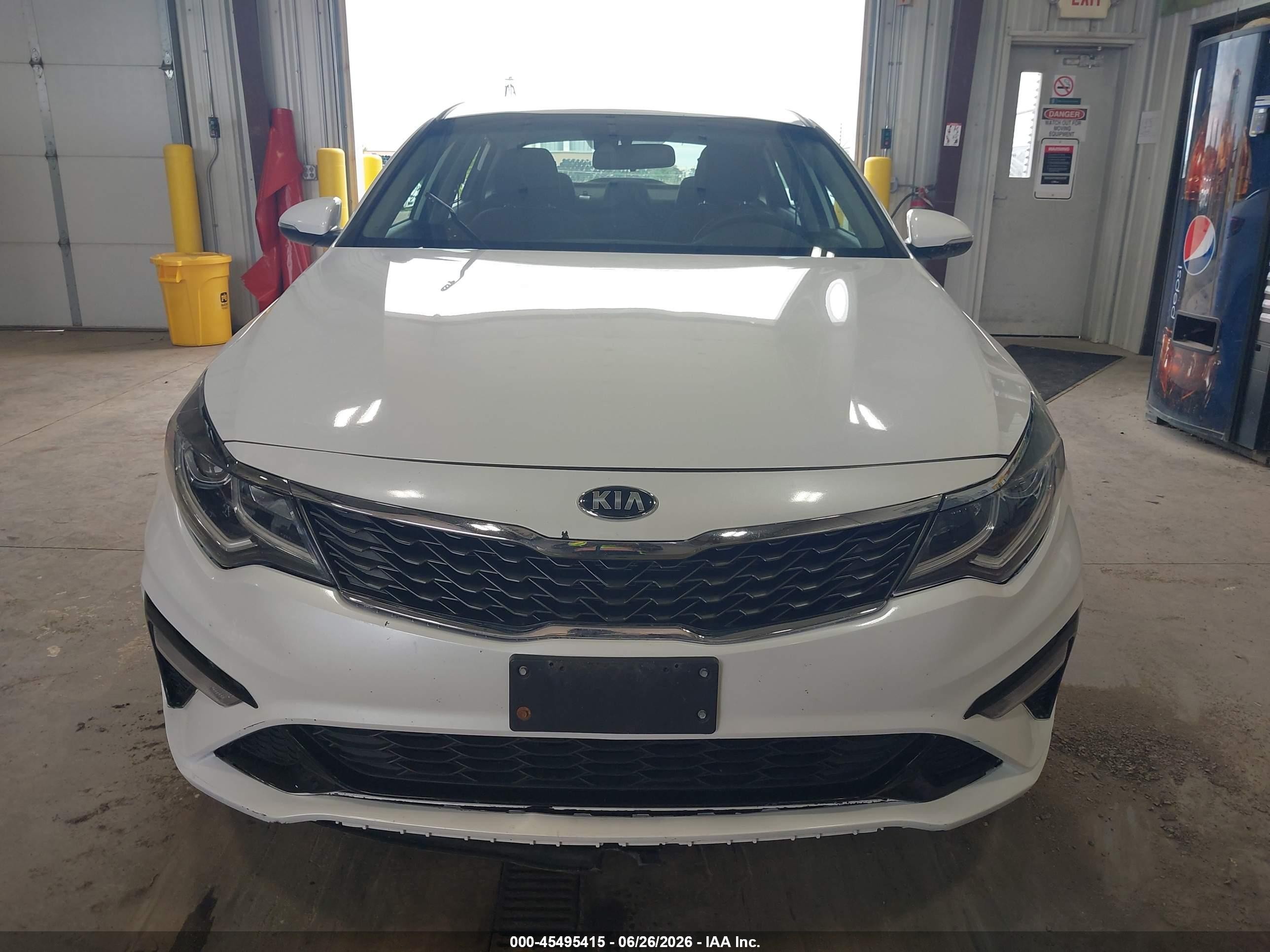 2019 Kia Optima Lx Белый vin: 5XXGT4L38KG279301