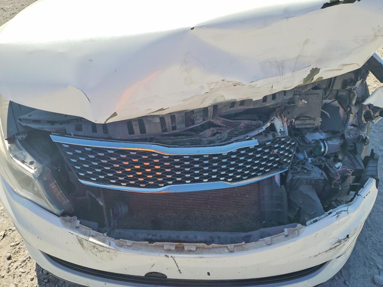 2016 Kia Optima Ex White vin: 5XXGU4L30GG050759