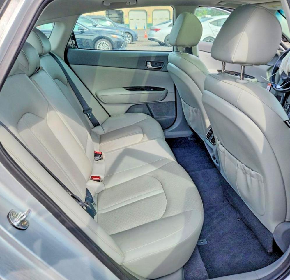 2016 Kia Optima Ex Silver vin: 5XXGU4L31GG065139