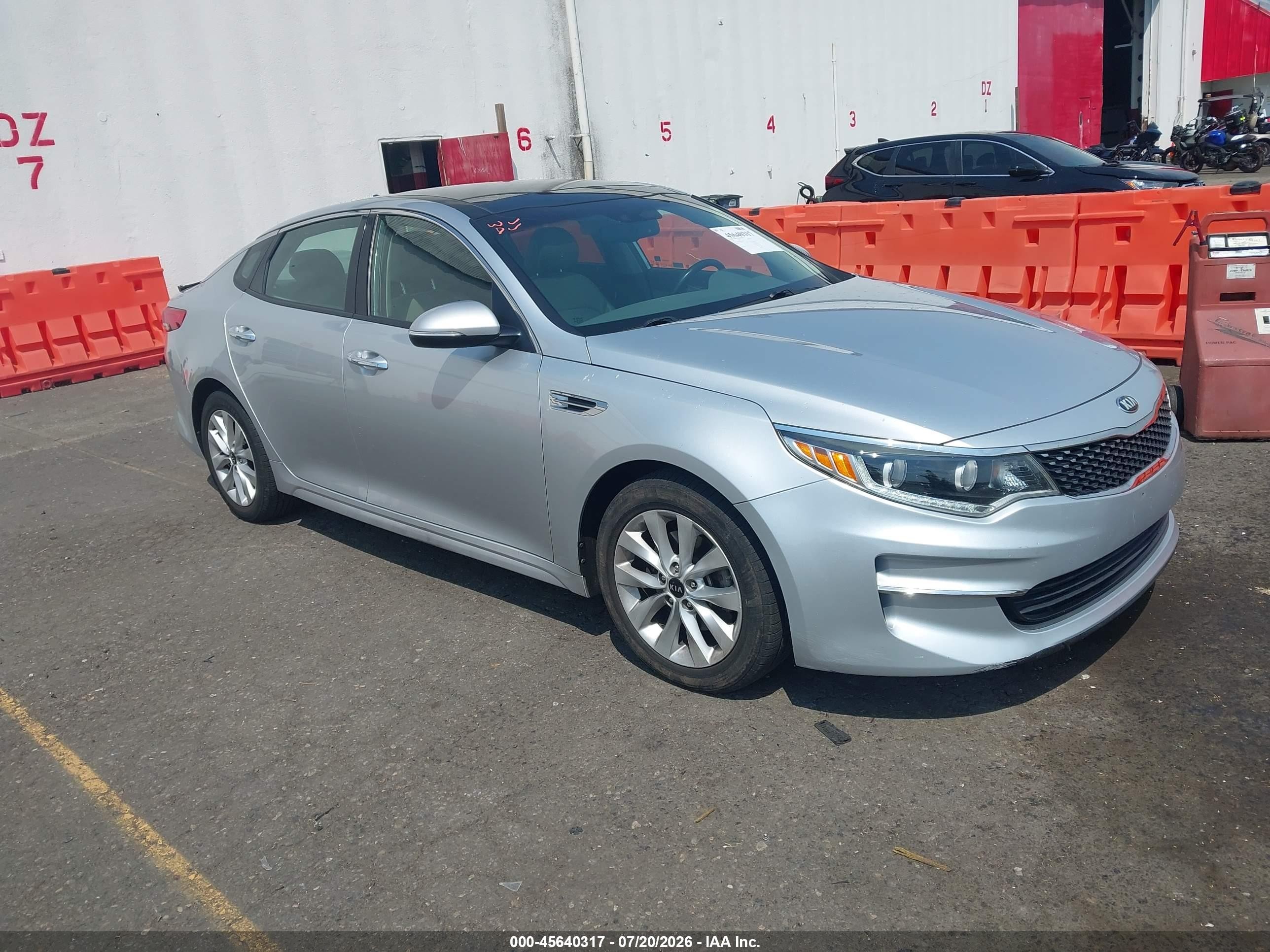 2016 Kia Optima Ex Silver vin: 5XXGU4L36GG072829
