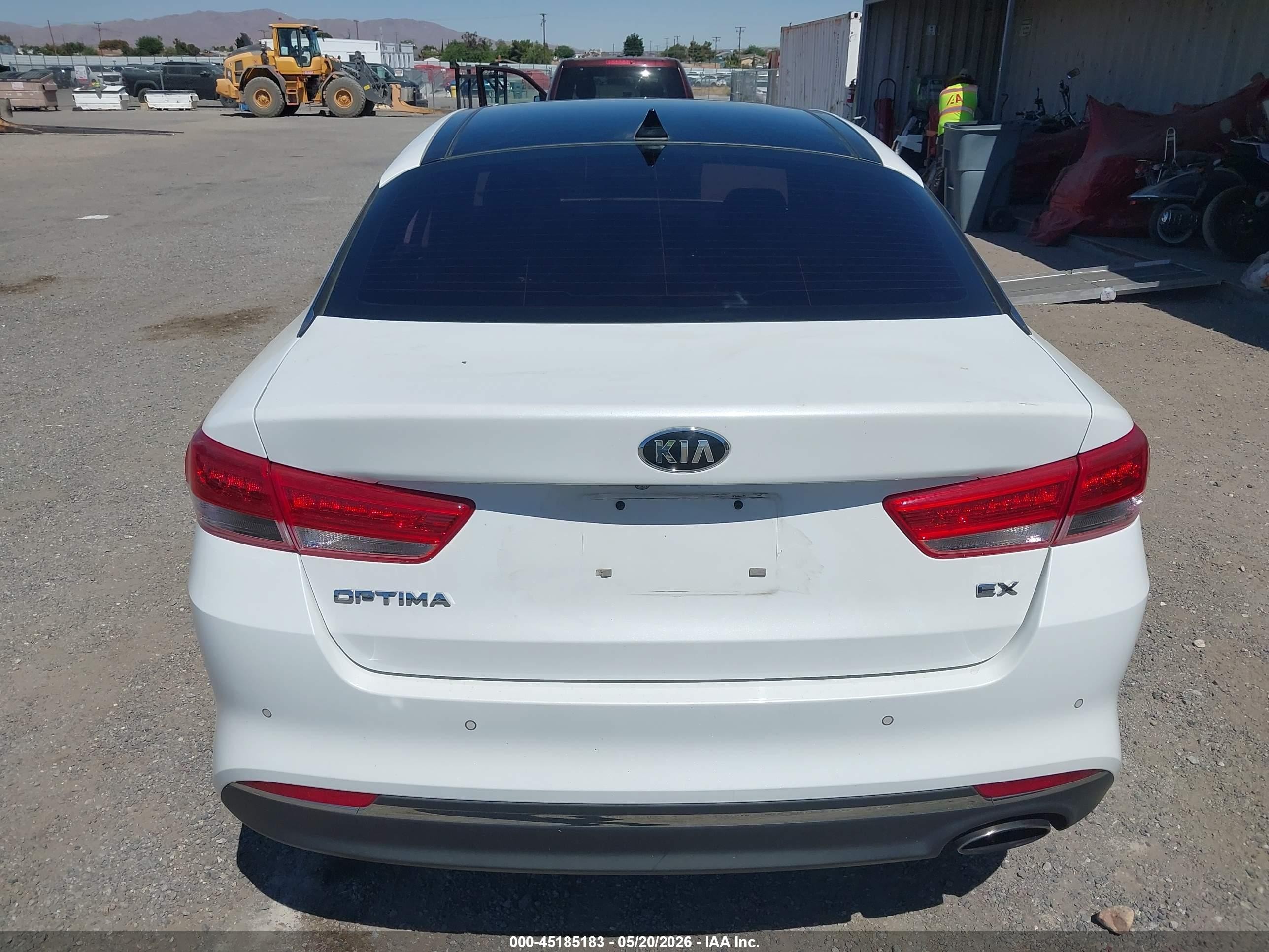 2016 Kia Optima Ex White vin: 5XXGU4L36GG116005