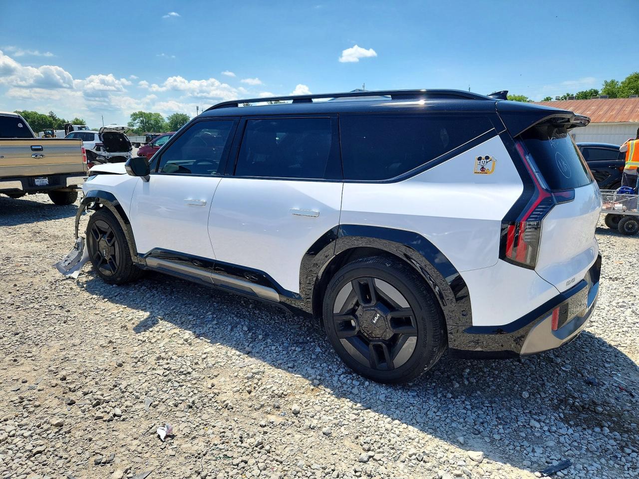 2026 Kia Ev9 Gt Line White vin: 5XYAEFS53TG007198