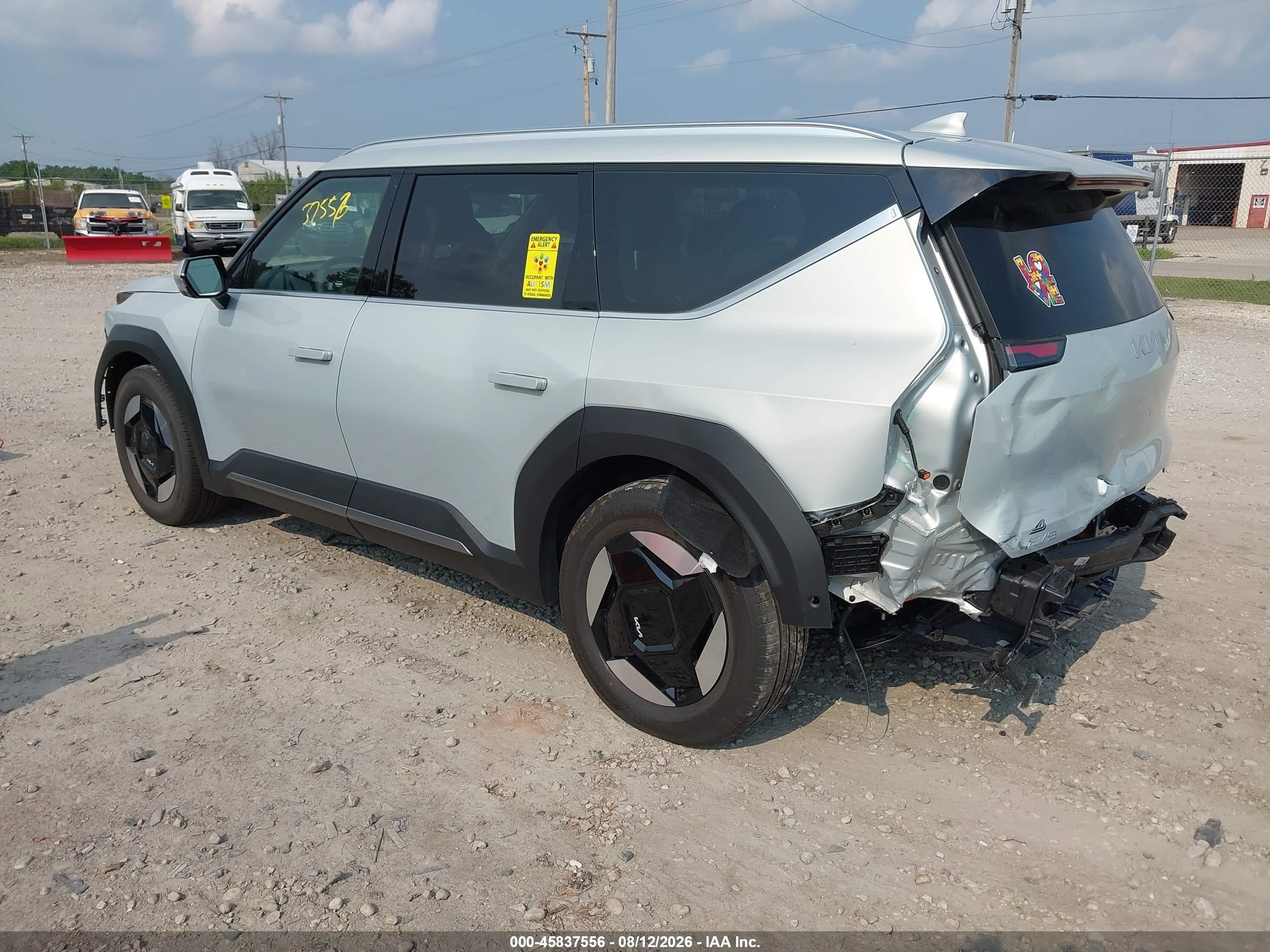 2026 Kia Ev9 Wind Gray vin: 5XYAFFS57TG017939