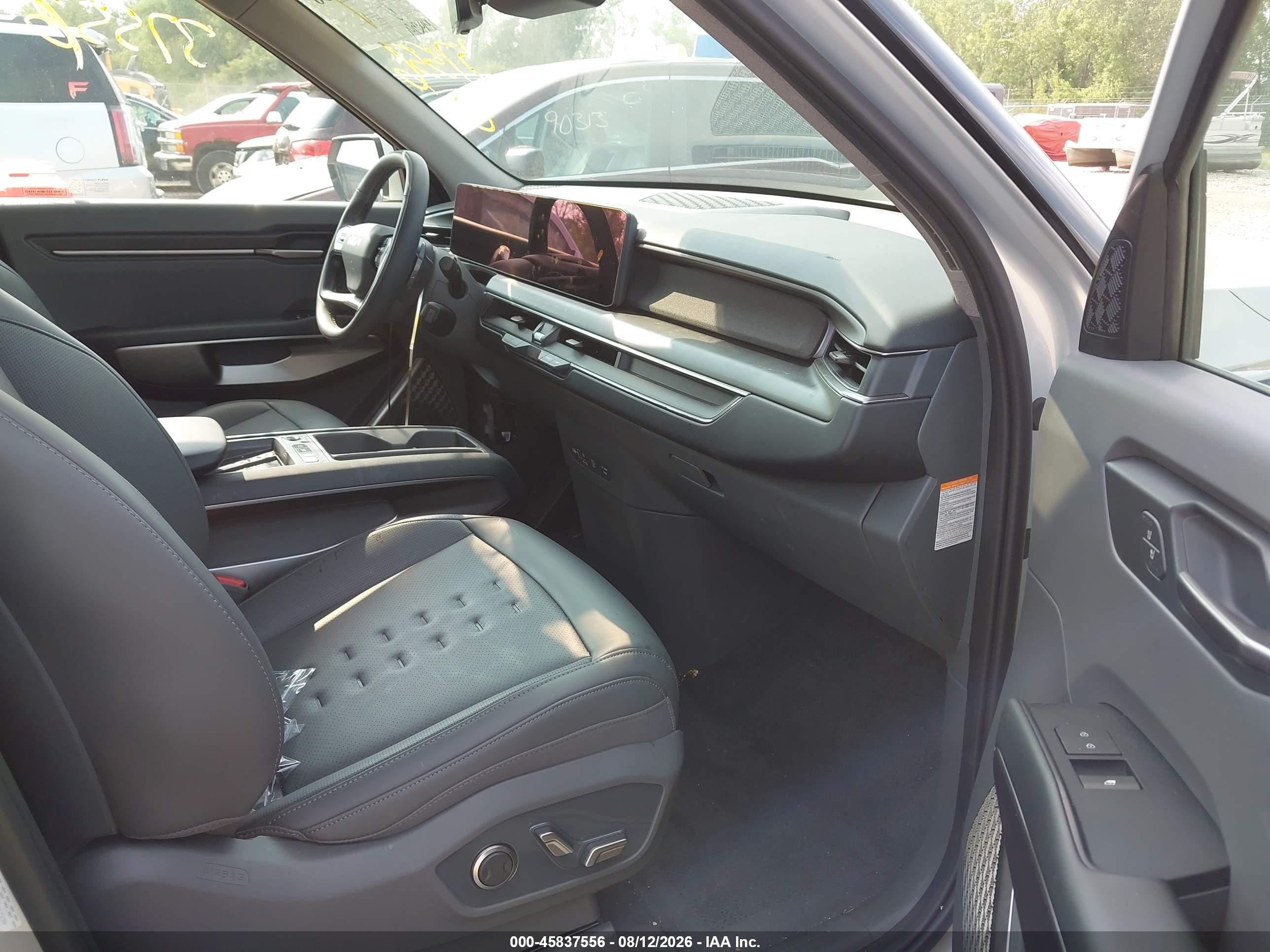 2026 Kia Ev9 Wind Gray vin: 5XYAFFS57TG017939
