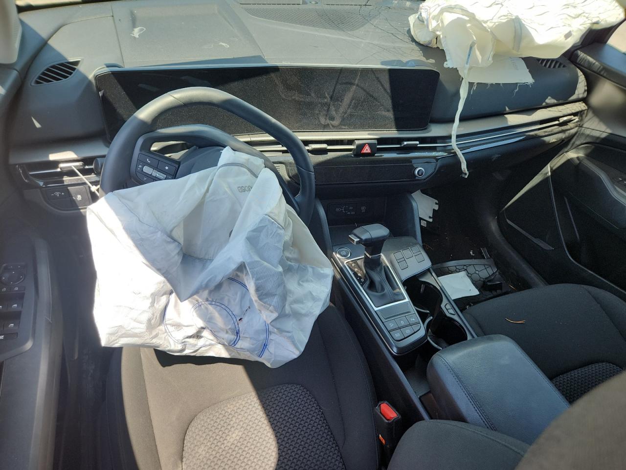 2026 Kia Sportage Lx Black vin: 5XYK23DF2TG395137 Damage: Airbag - Front Right, Deployed, Replacement Required