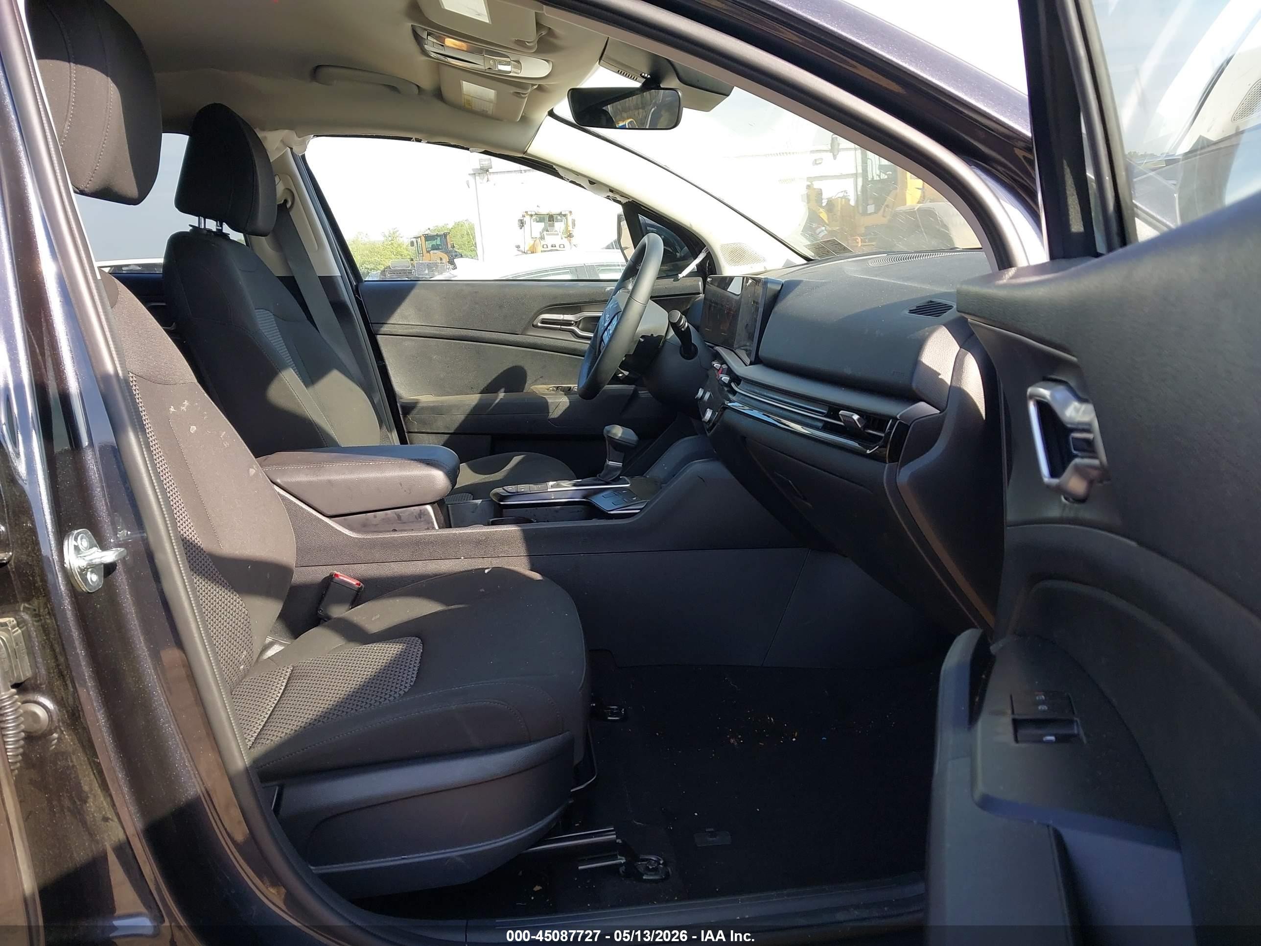 2026 Kia Sportage Lx Серый vin: 5XYK2CDF0TG418835