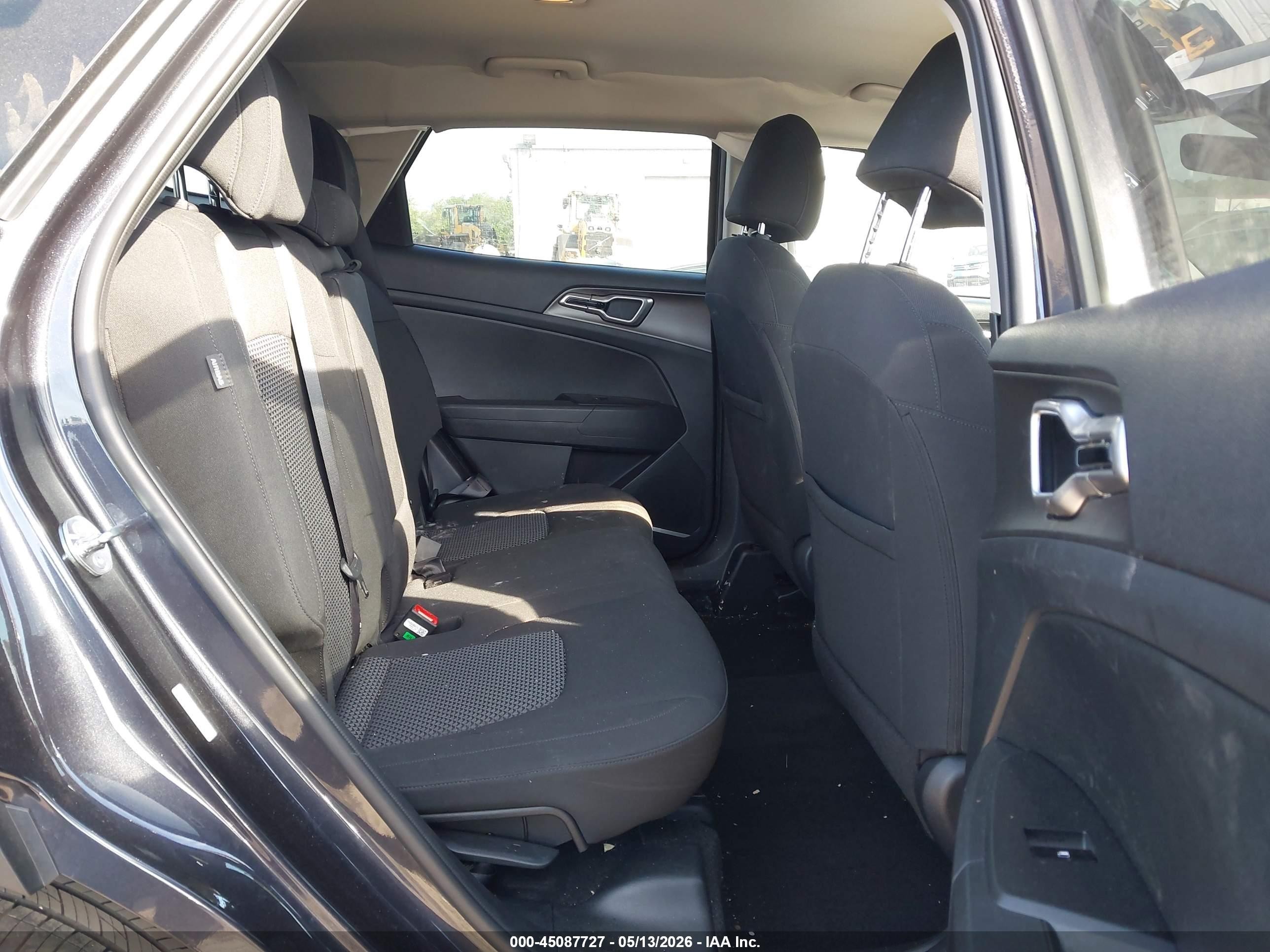 2026 Kia Sportage Lx Серый vin: 5XYK2CDF0TG418835