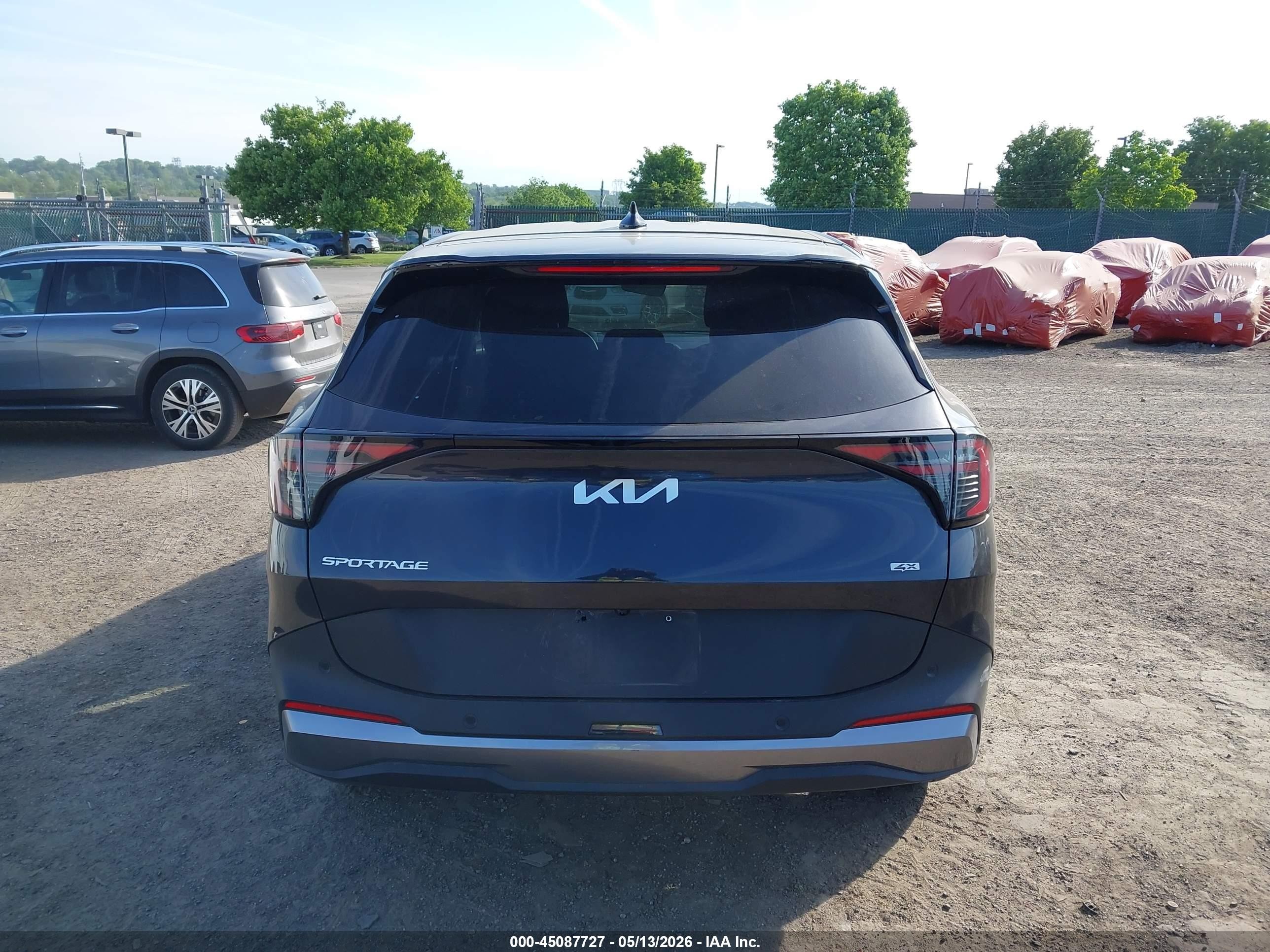 2026 Kia Sportage Lx Серый vin: 5XYK2CDF0TG418835
