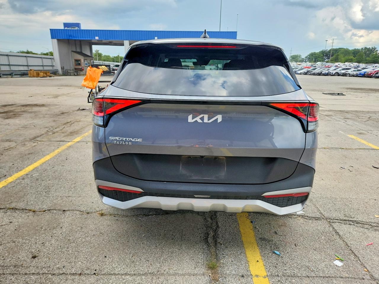 2024 Kia Sportage Ex Silver vin: 5XYK33DF1RG138234