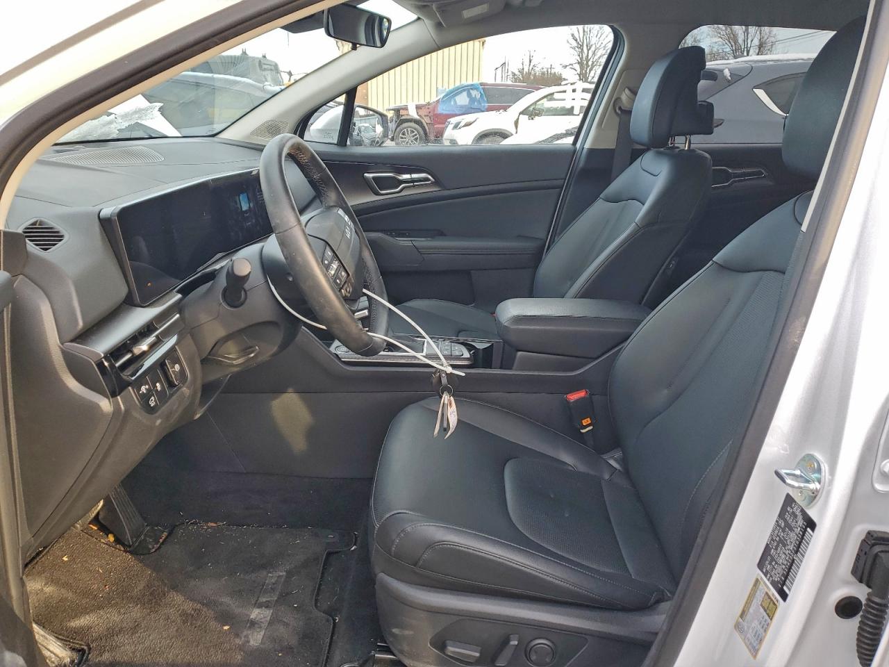 2026 Kia Sportage Ex White vin: 5XYK33DF3TG338135