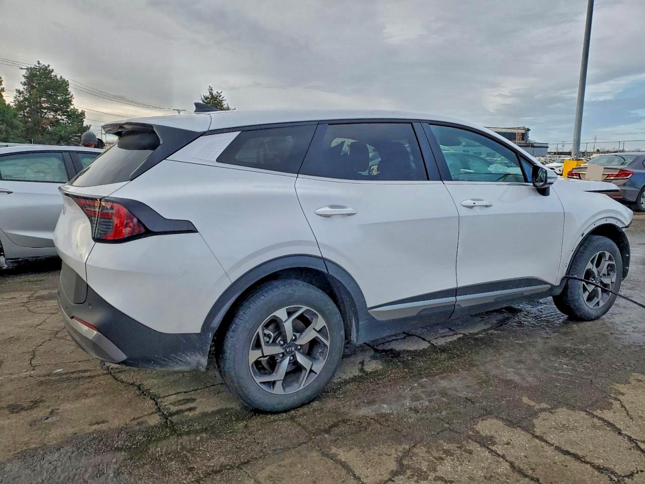 2026 Kia Sportage Ex White vin: 5XYK33DF3TG338135