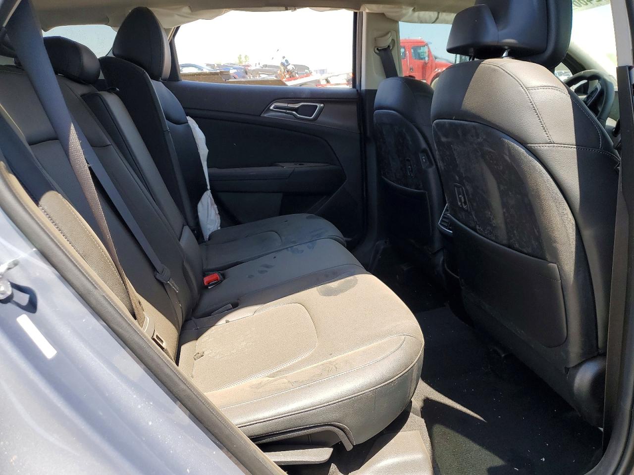 2025 Kia Sportage Ex Gray vin: 5XYK3CDF3SG279585