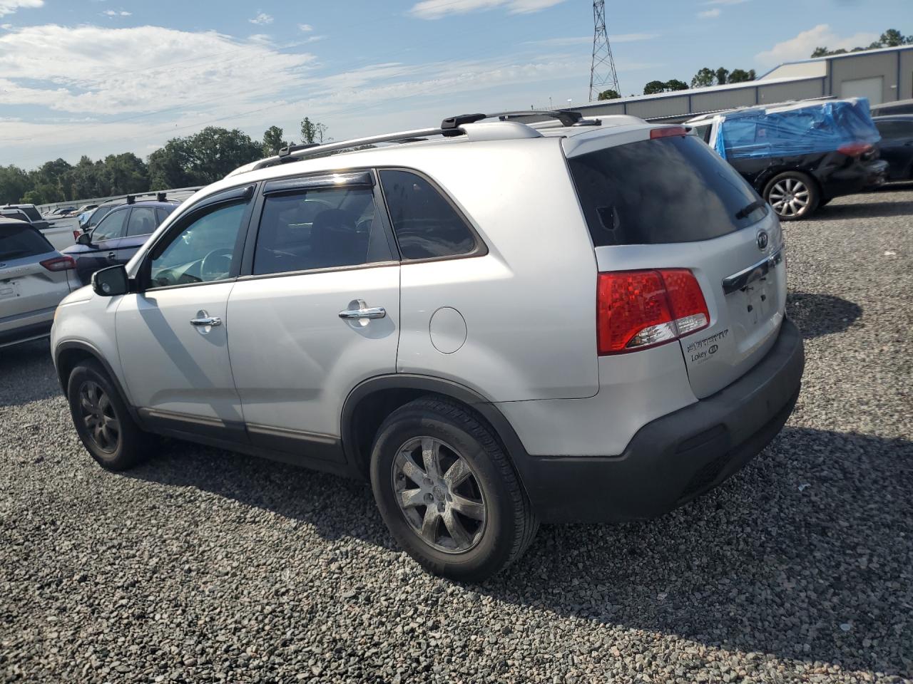 2011 Kia Sorento Lx Silver vin: 5XYKT3A10BG052704