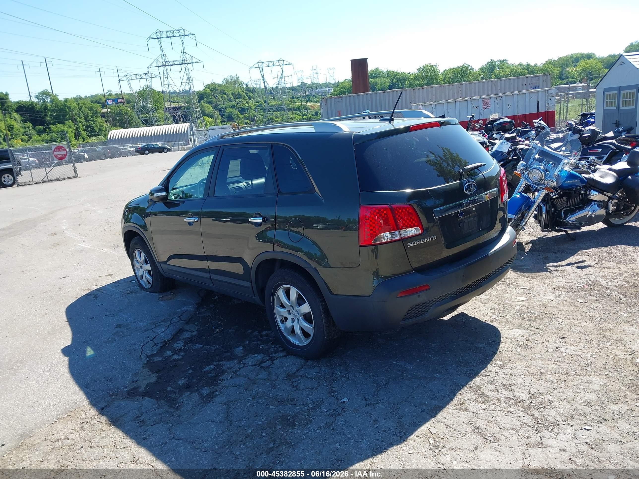 2011 Kia Sorento Lx Green vin: 5XYKT3A10BG091826