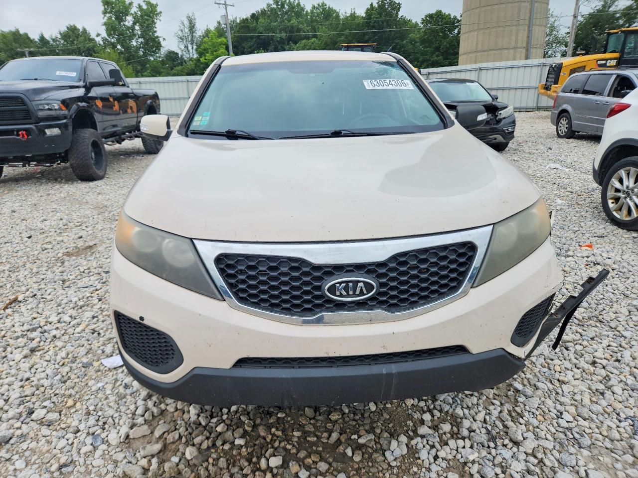 2011 Kia Sorento Lx Tan vin: 5XYKT3A10BG120726