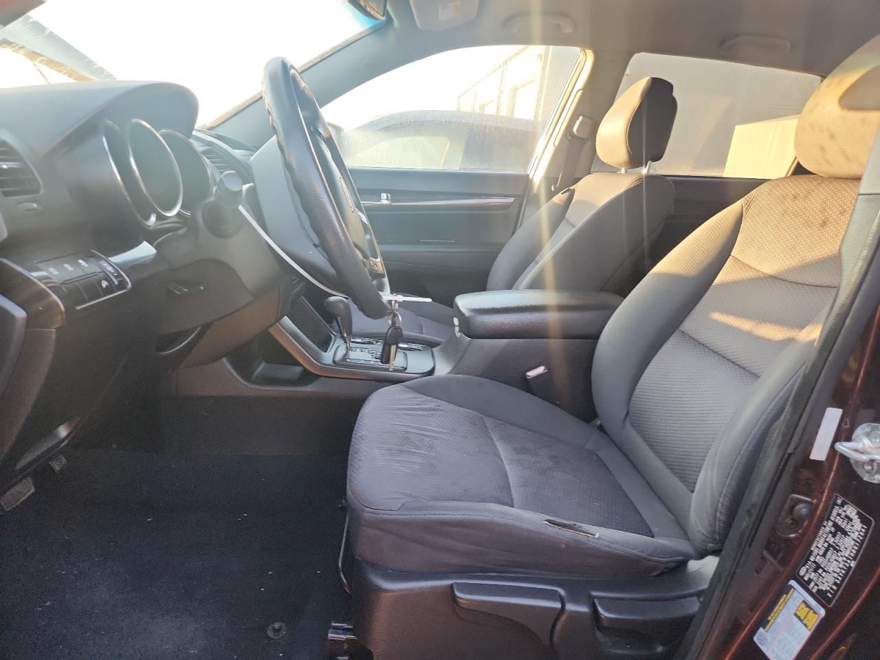 2011 Kia Sorento Lx Burgundy vin: 5XYKT3A10BG172941