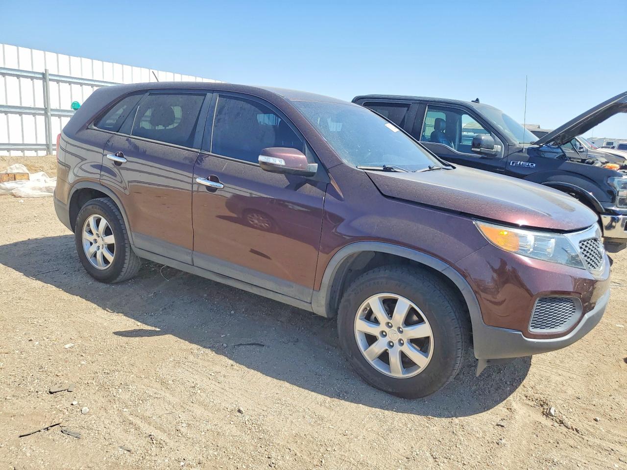 2012 Kia Sorento Lx Burgundy vin: 5XYKT3A10CG286018