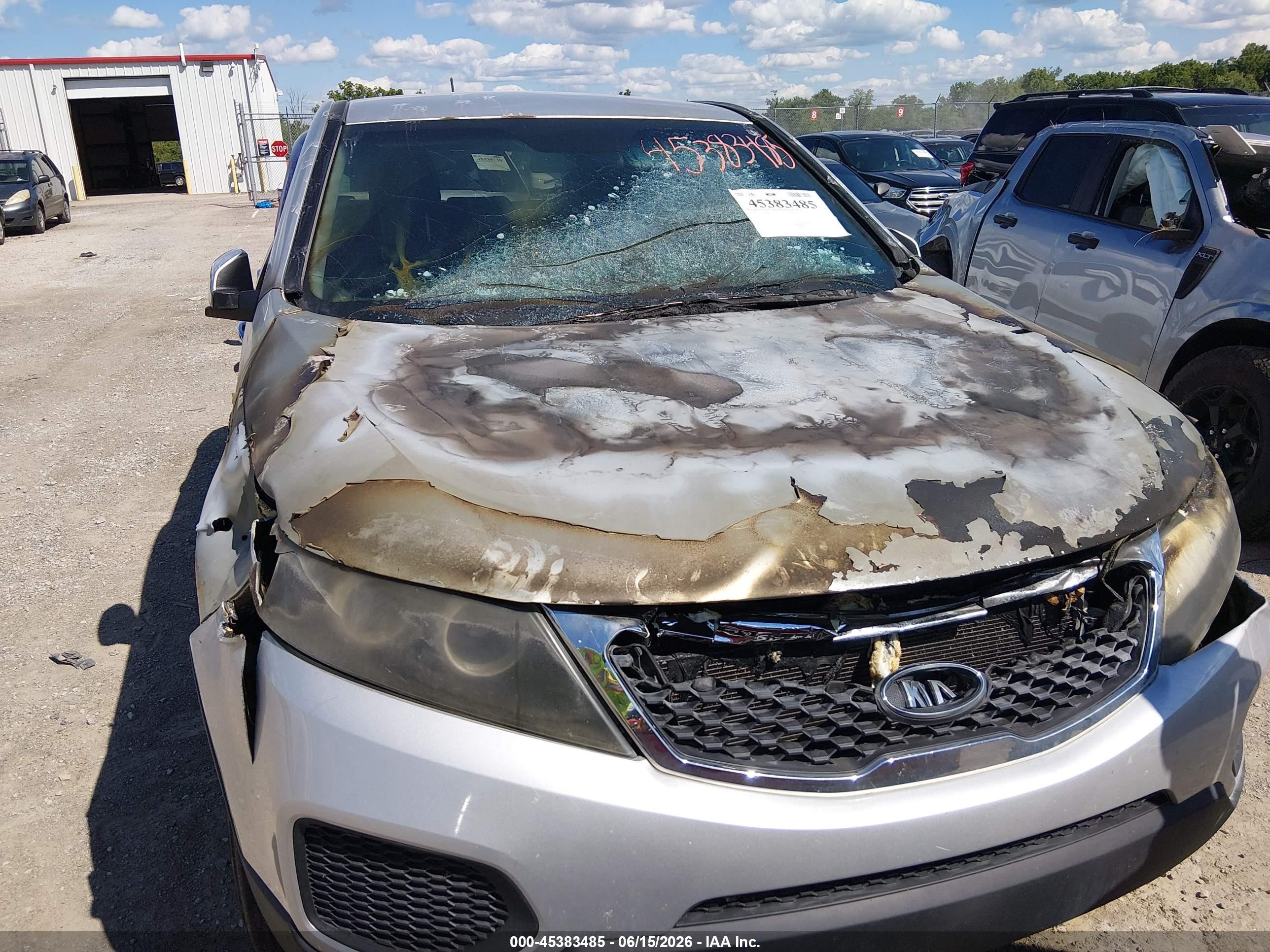 2012 Kia Sorento Lx Silver vin: 5XYKT3A10CG301536