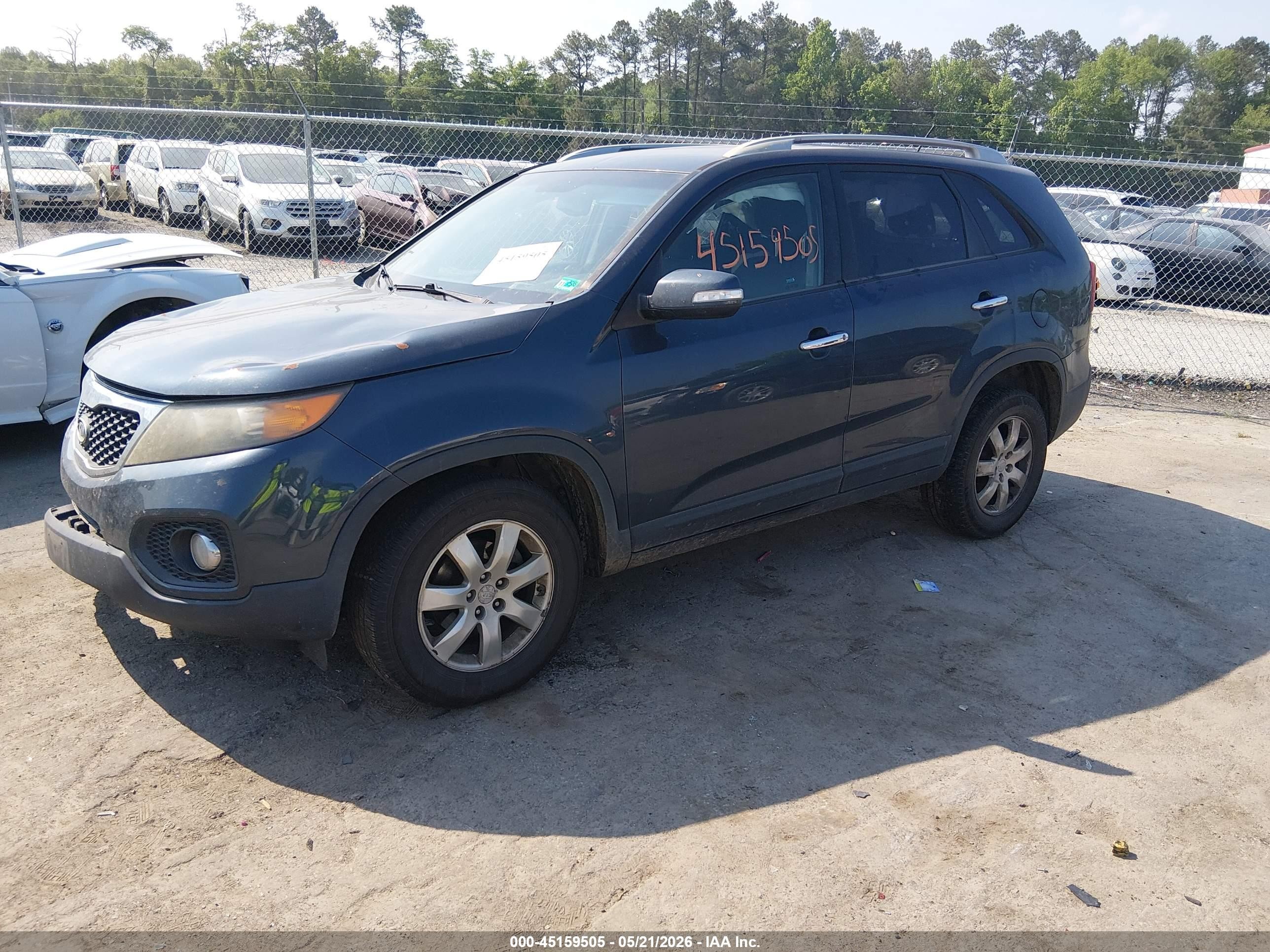 2011 Kia Sorento Lx Blue vin: 5XYKT3A11BG089924