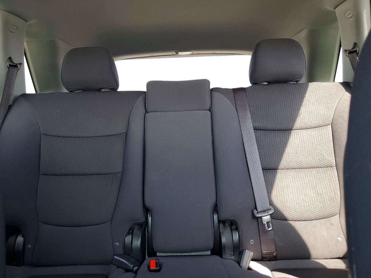 2011 Kia Sorento Lx Серый vin: 5XYKT3A11BG132352