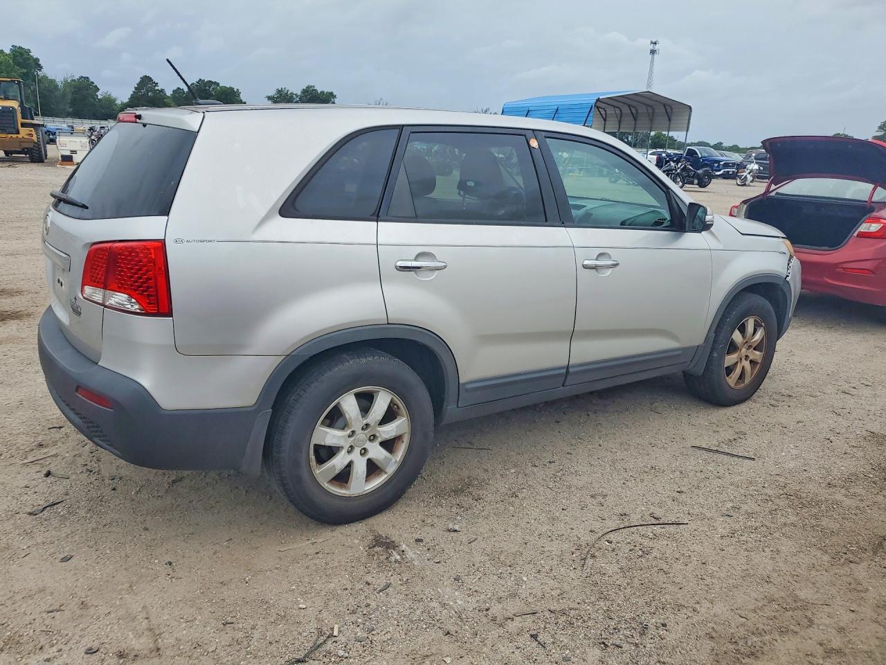 2012 Kia Sorento Lx Silver vin: 5XYKT3A11CG193153