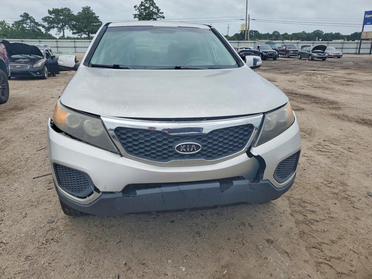2012 Kia Sorento Lx Silver vin: 5XYKT3A11CG193153