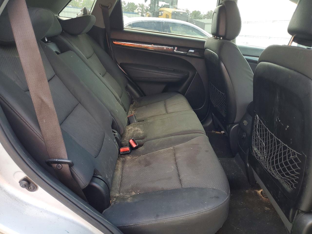 2012 Kia Sorento Lx Silver vin: 5XYKT3A11CG245607