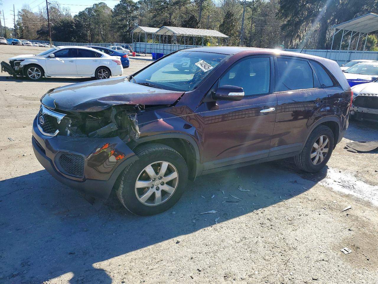 2013 Kia Sorento Lx Burgundy vin: 5XYKT3A11DG337673