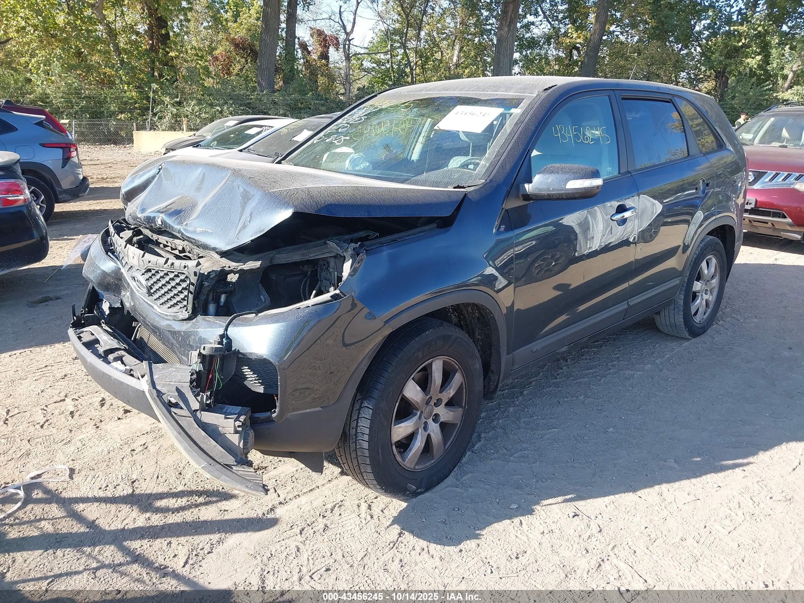 2012 Kia Sorento Lx Blue vin: 5XYKT3A12CG233367