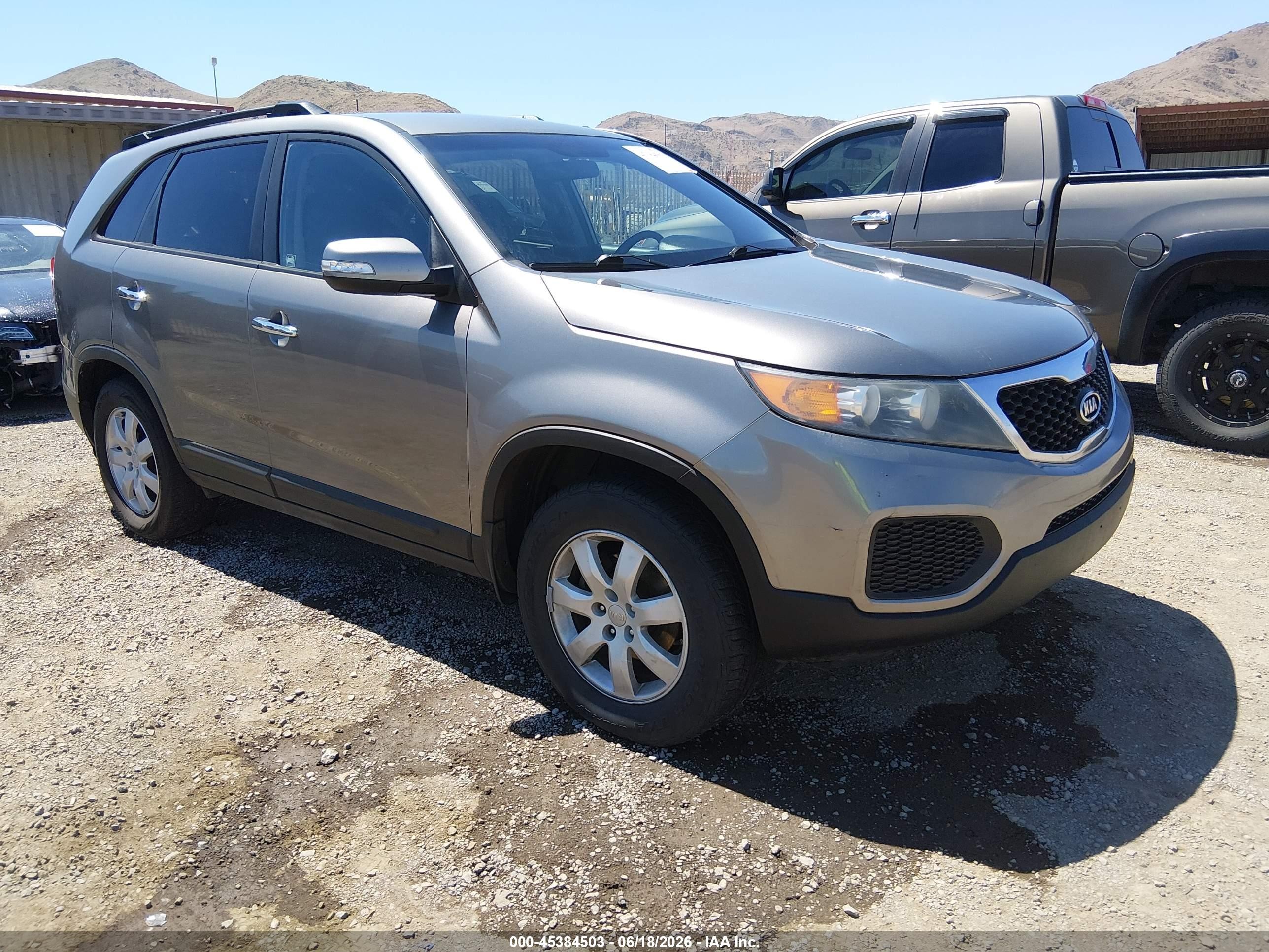 2012 Kia Sorento Lx Gray vin: 5XYKT3A12CG274520