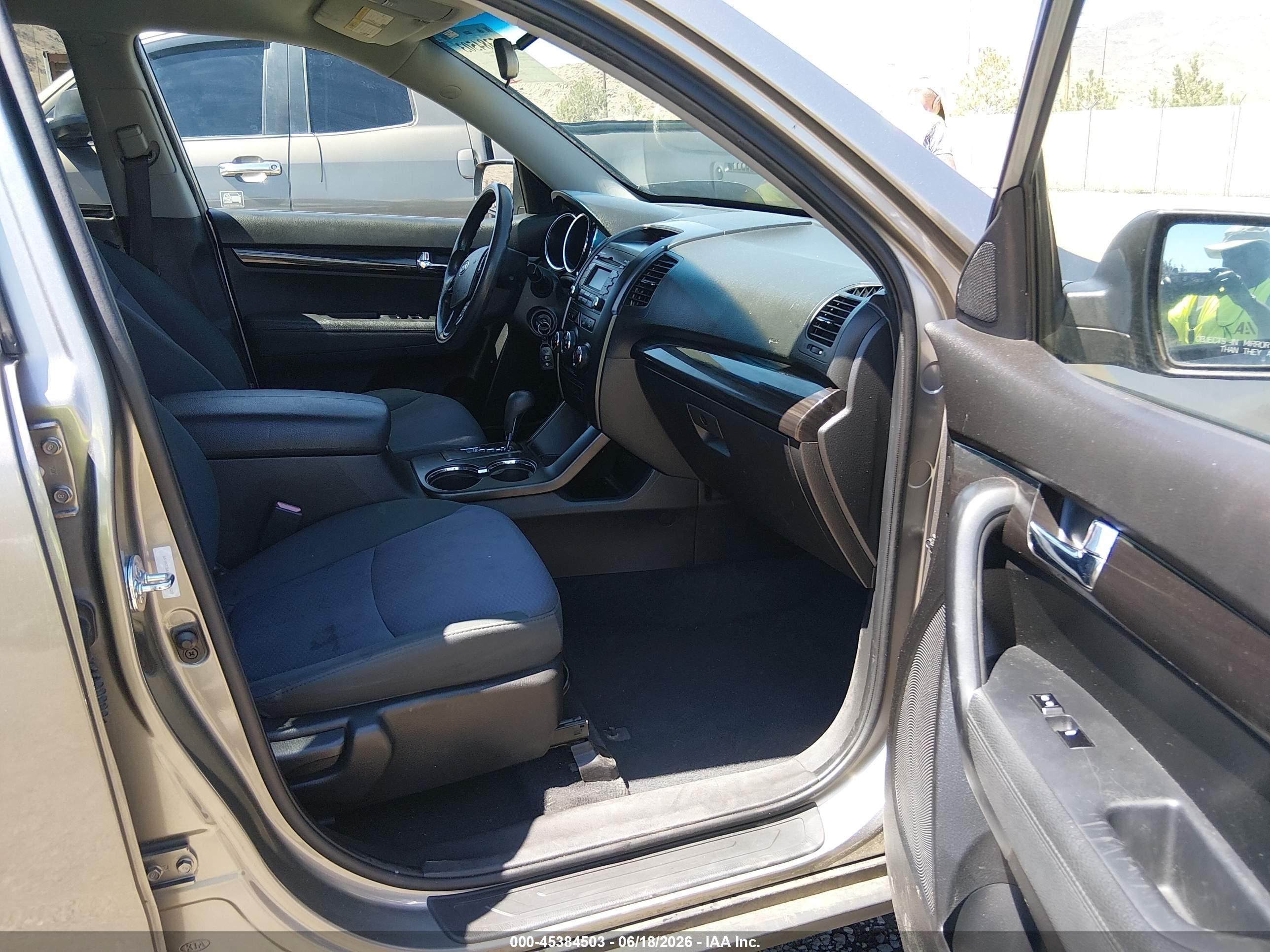 2012 Kia Sorento Lx Gray vin: 5XYKT3A12CG274520