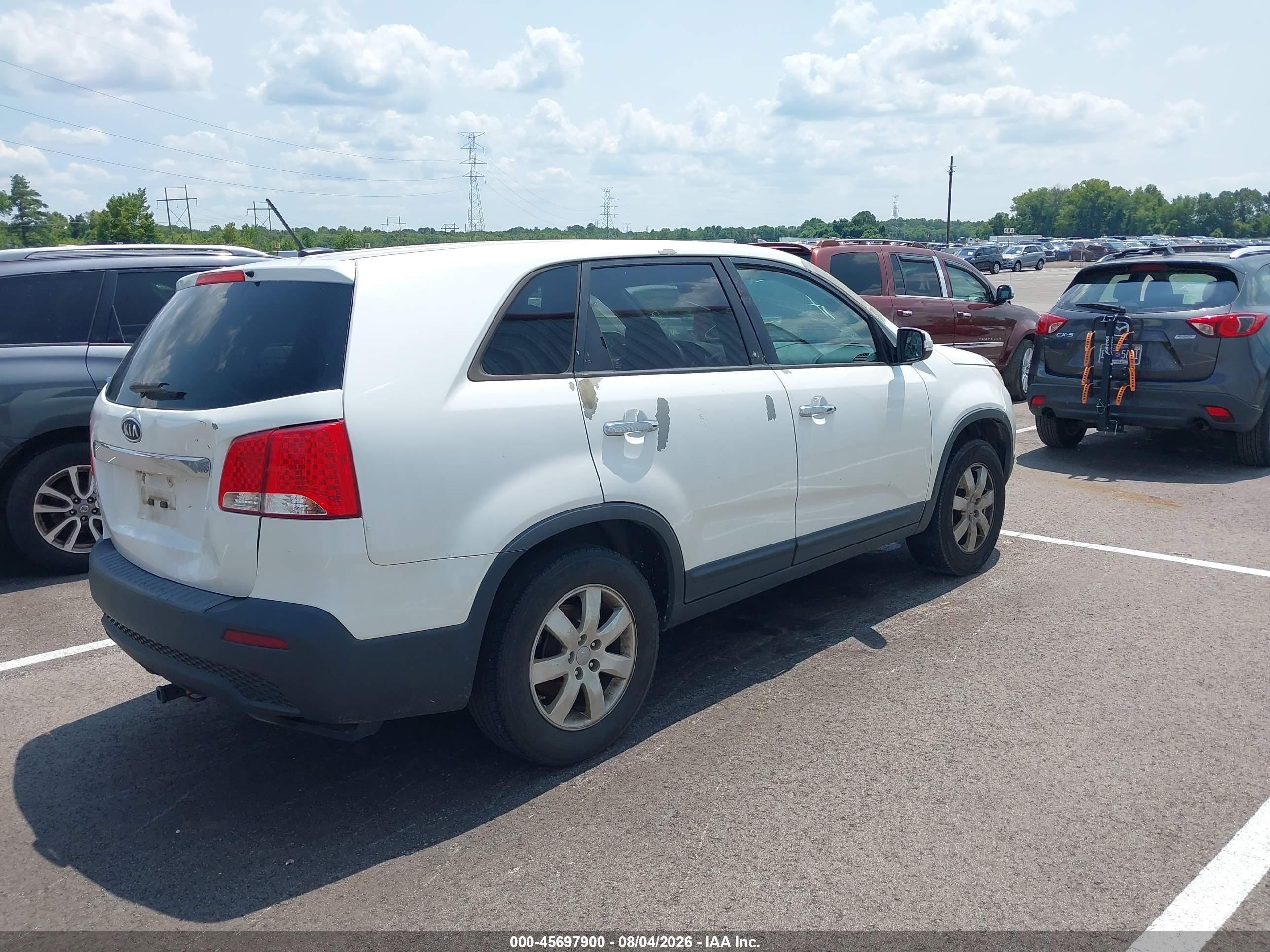 2013 Kia Sorento Lx White vin: 5XYKT3A12DG378152