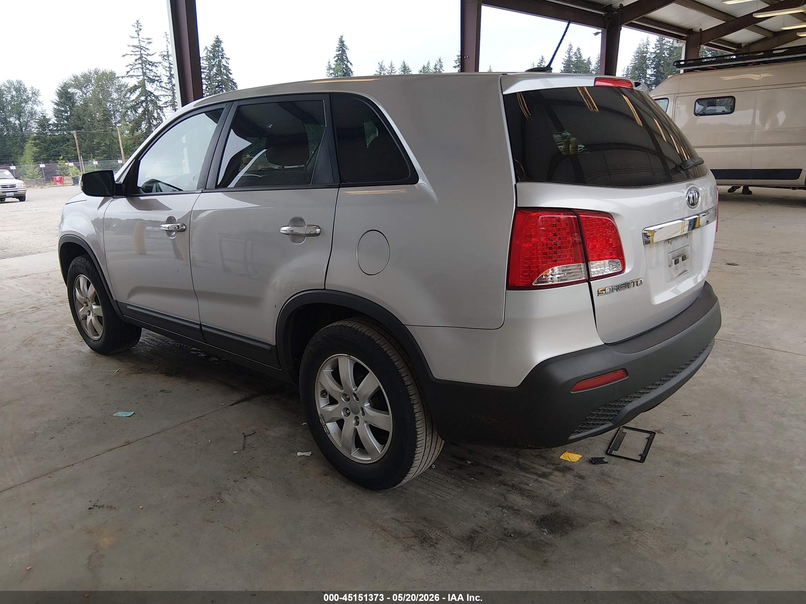 2013 Kia Sorento Lx Silver vin: 5XYKT3A12DG409755