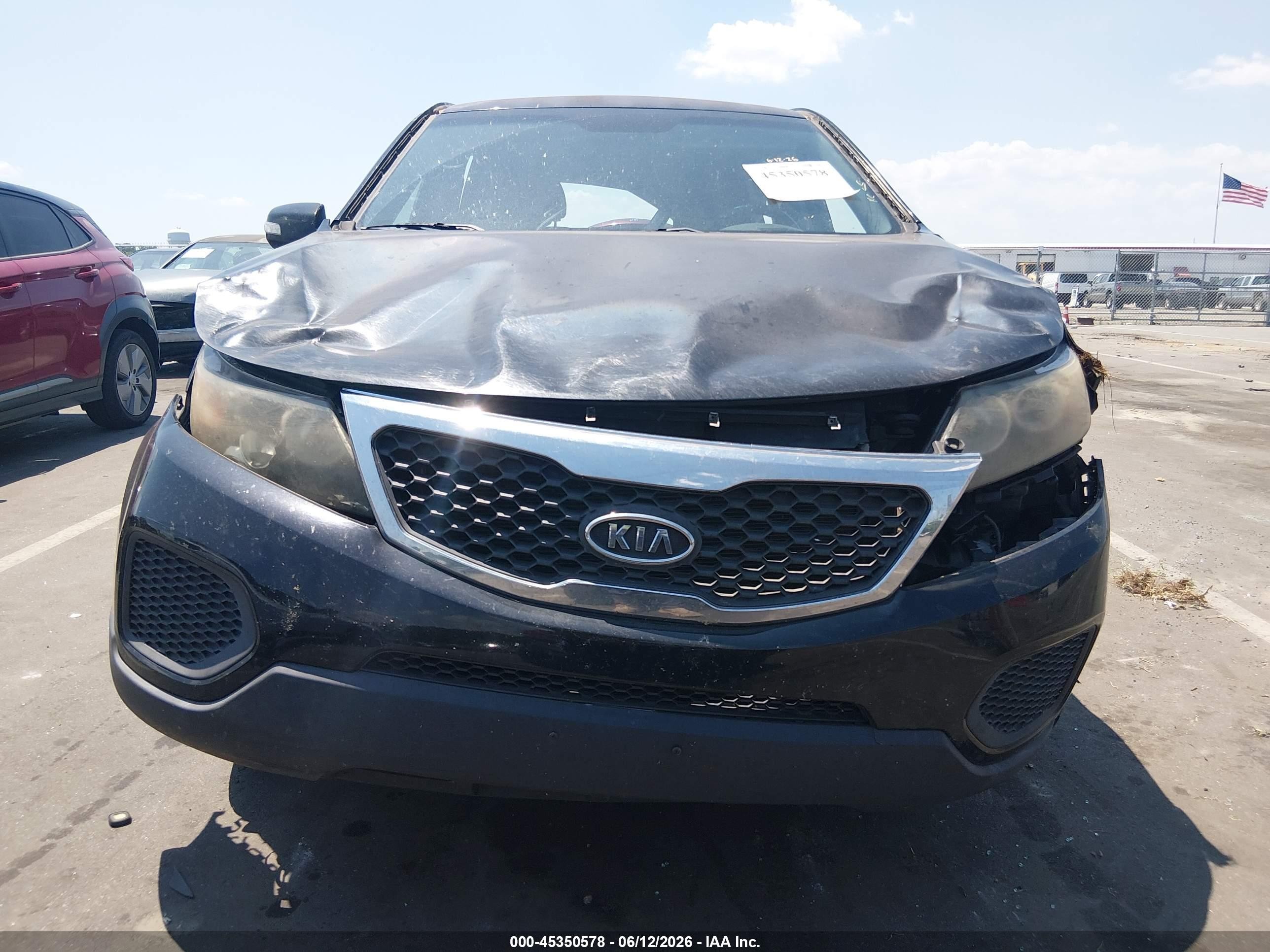 2011 Kia Sorento Lx Black vin: 5XYKT3A13BG059064