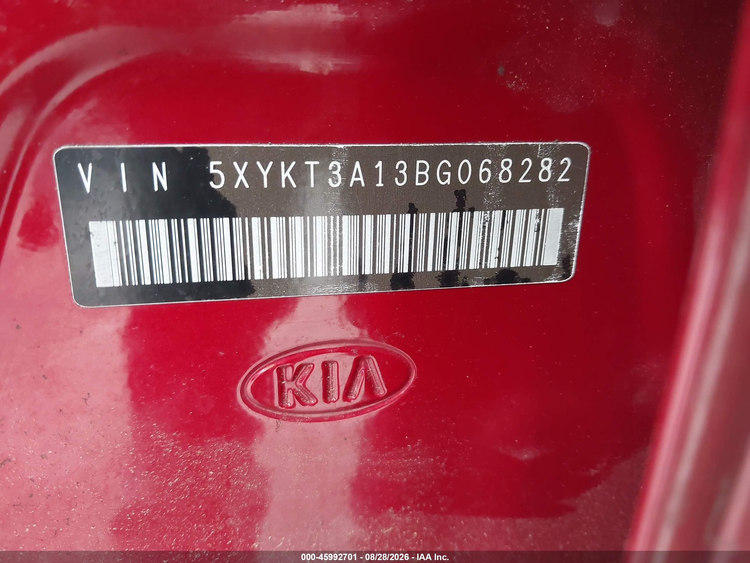 2011 Kia Sorento Lx Red vin: 5XYKT3A13BG068282