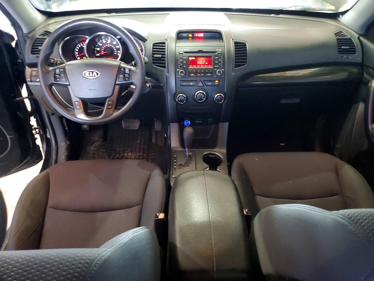 2011 Kia Sorento Lx Black vin: 5XYKT3A13BG083686