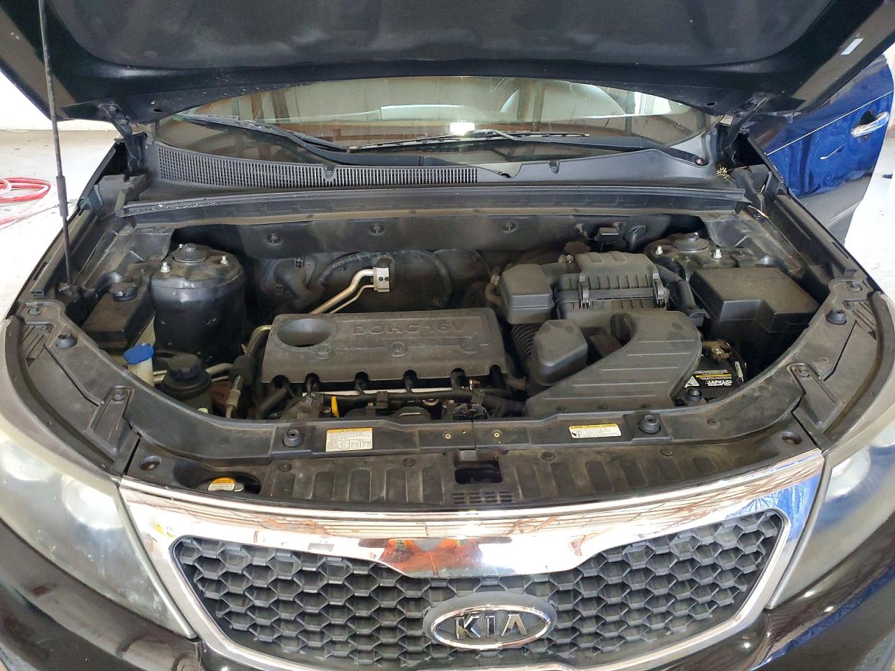2011 Kia Sorento Lx Black vin: 5XYKT3A13BG083686
