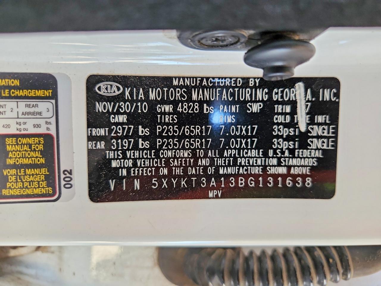 2011 Kia Sorento Lx White vin: 5XYKT3A13BG131638