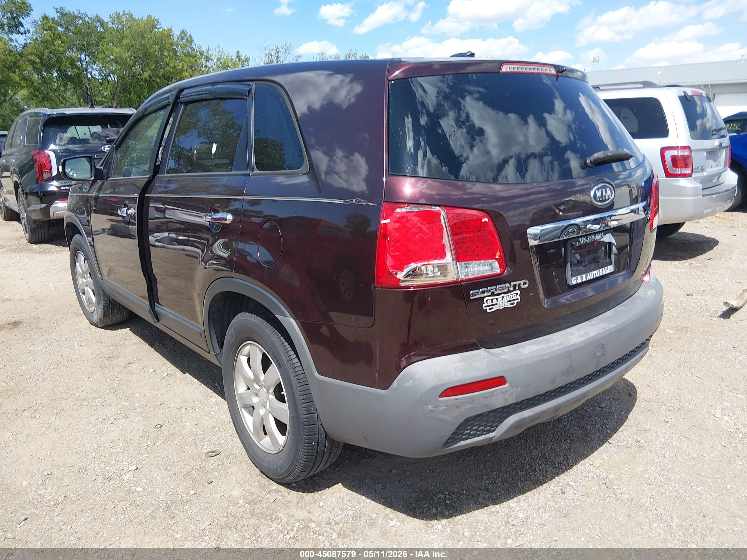 2011 Kia Sorento Lx Maroon vin: 5XYKT3A13BG162615