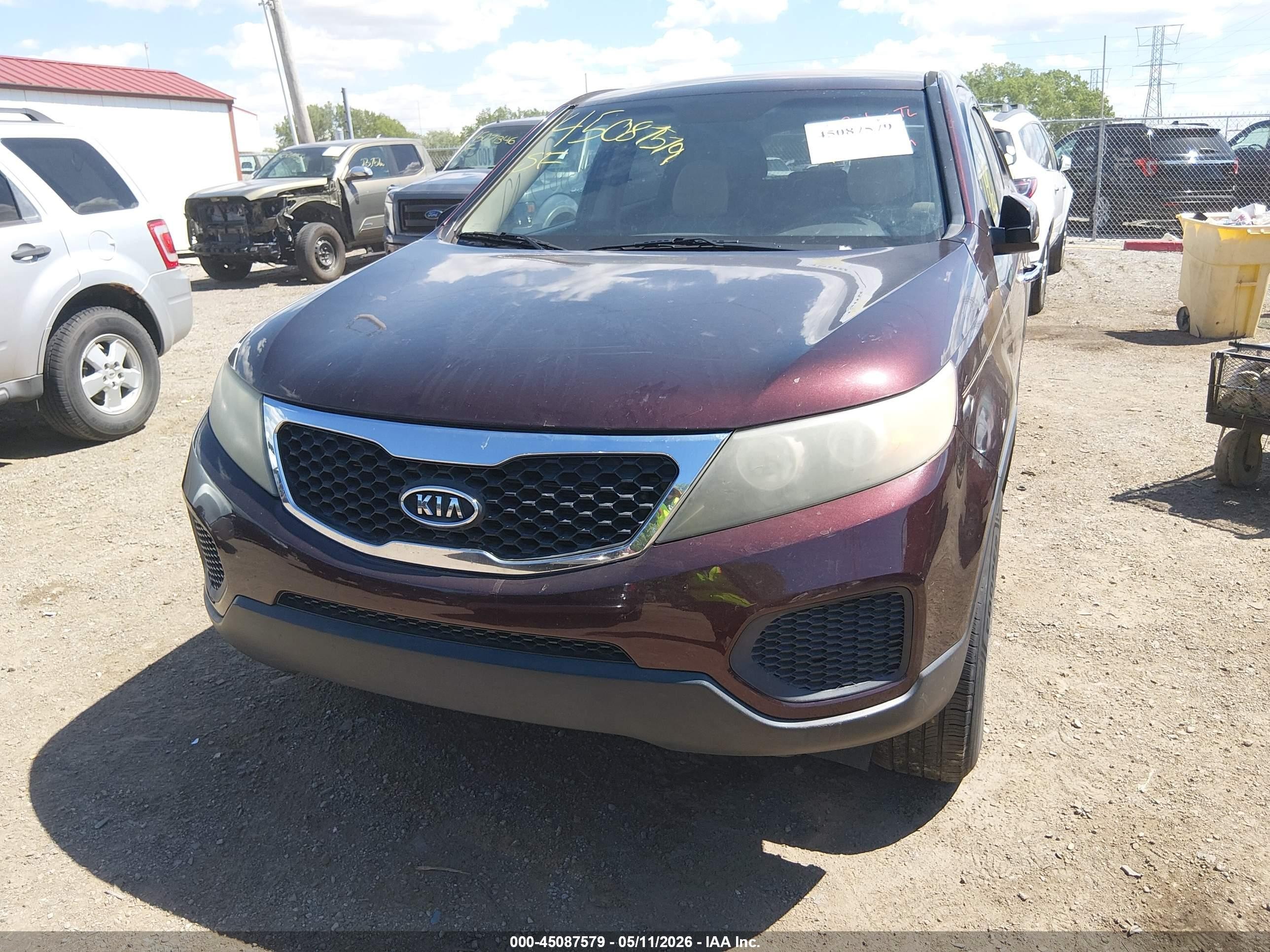 2011 Kia Sorento Lx Maroon vin: 5XYKT3A13BG162615