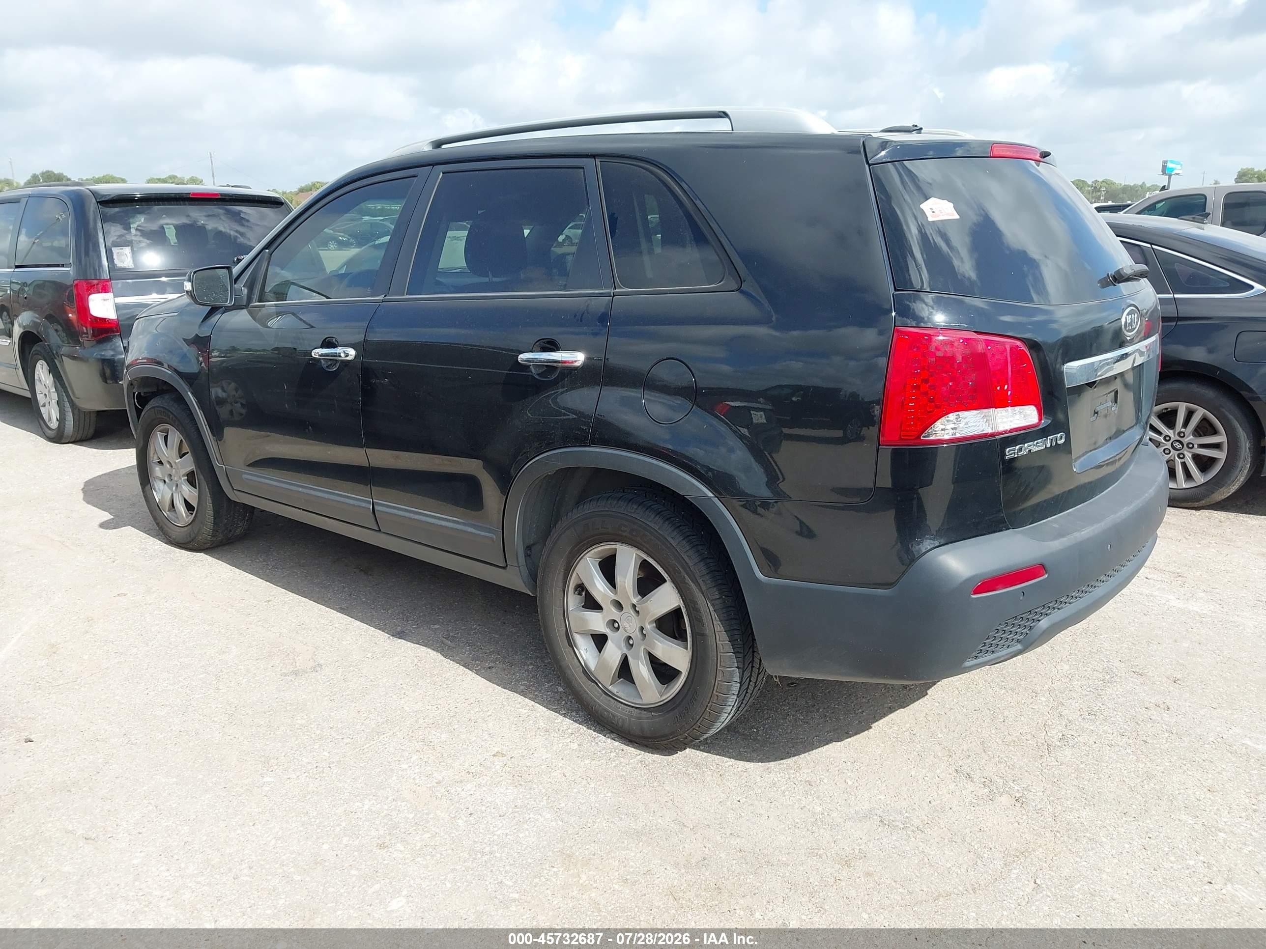 2011 Kia Sorento Lx Black vin: 5XYKT3A13BG163084