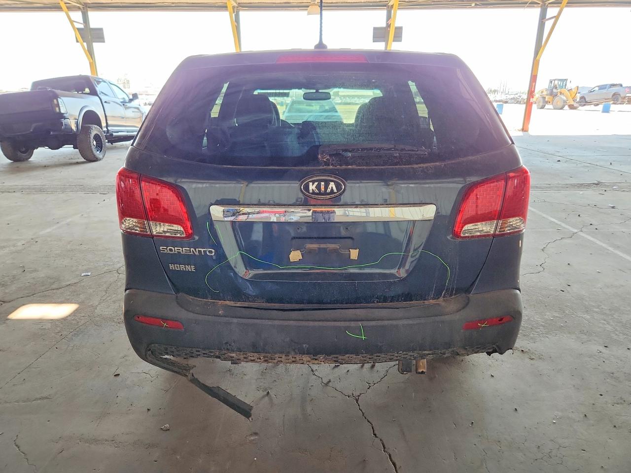2012 Kia Sorento Lx Серый vin: 5XYKT3A13CG204055