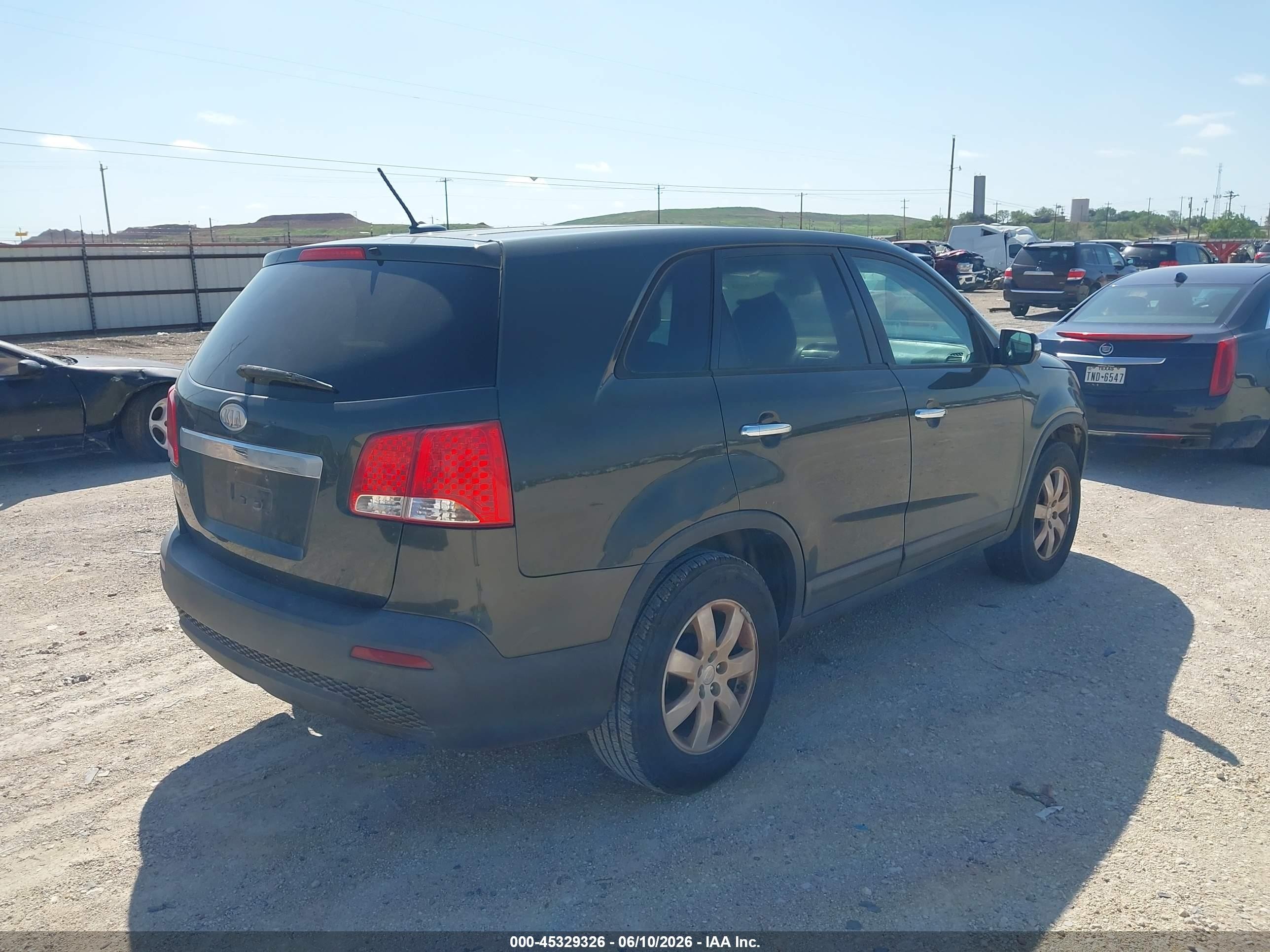 2012 Kia Sorento Lx Green vin: 5XYKT3A13CG204069