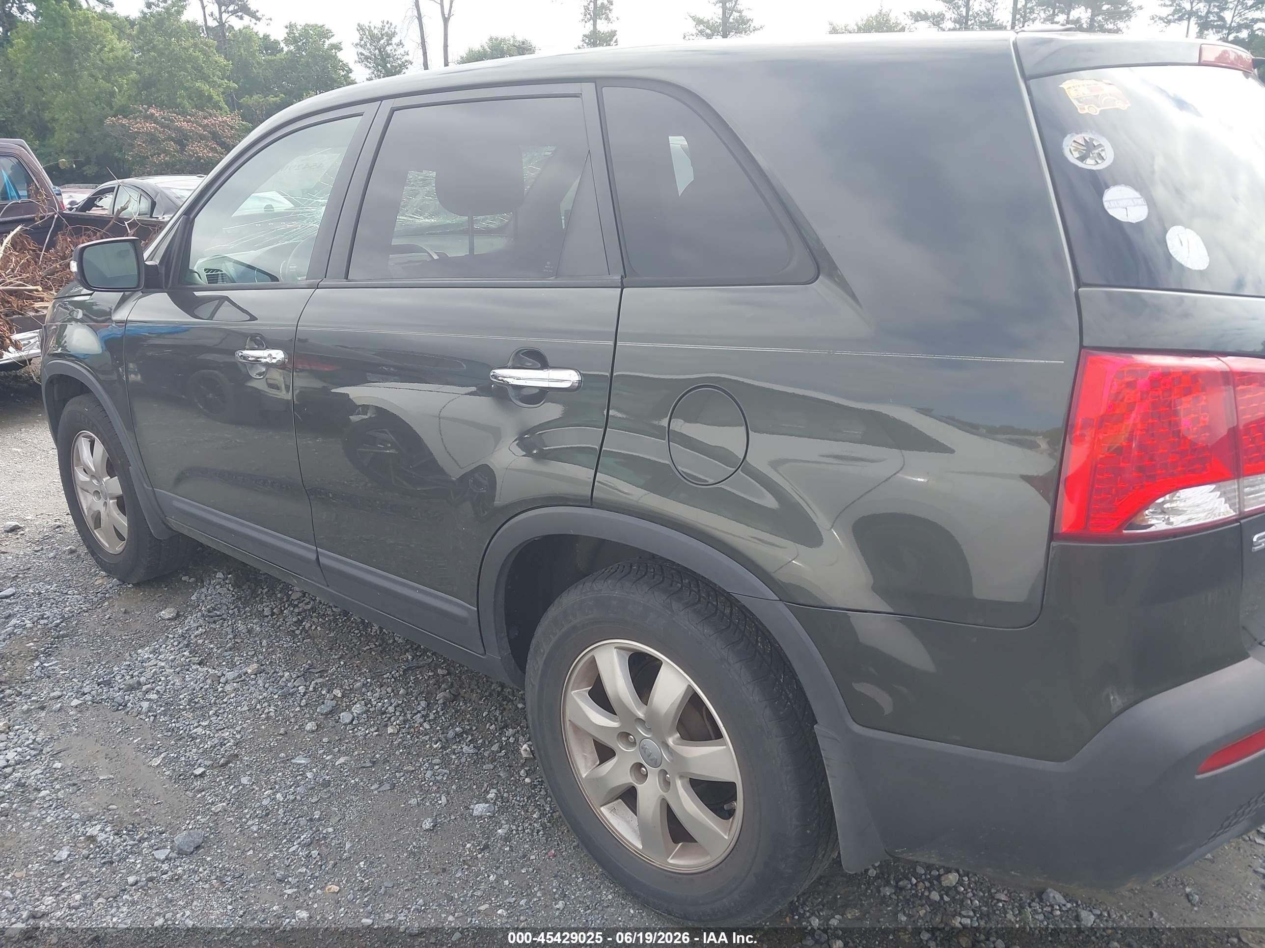 2013 Kia Sorento Lx Green vin: 5XYKT3A13DG332359