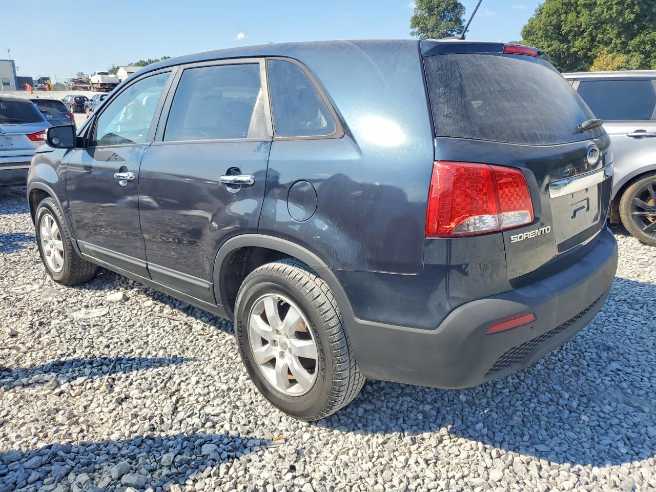 2013 Kia Sorento Lx Blue vin: 5XYKT3A13DG359710