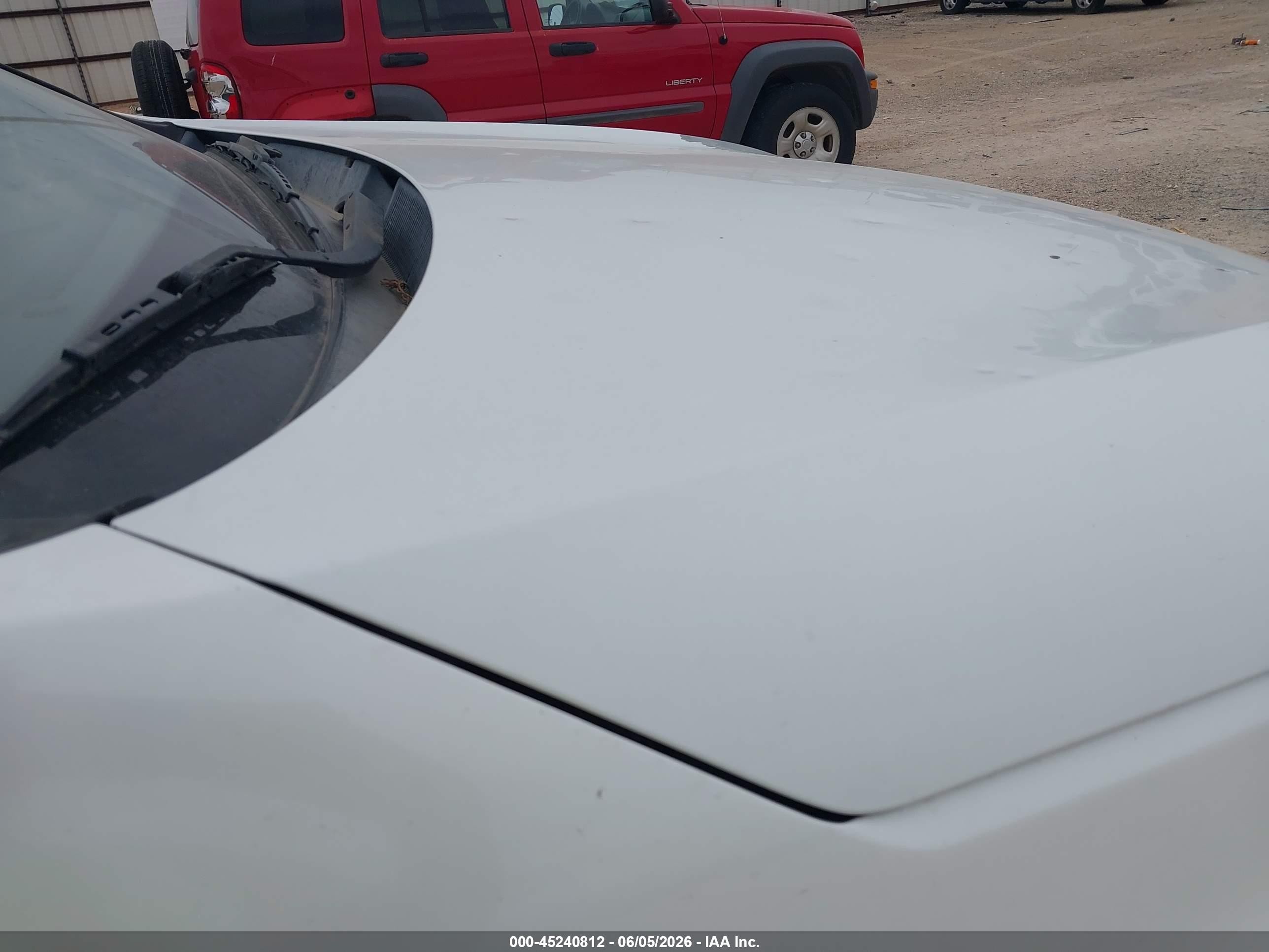 2013 Kia Sorento Lx White vin: 5XYKT3A13DG406413
